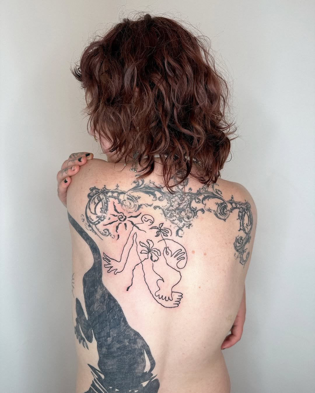 Tattoo by @____e_d_e_n____ — fine_line, minimalist