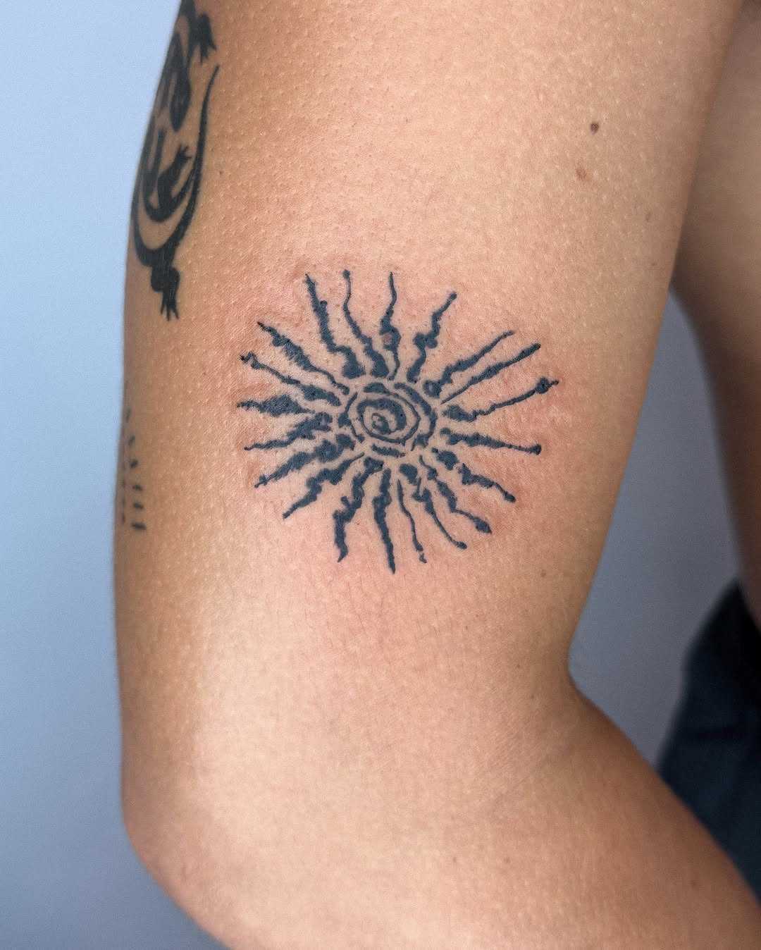 Tattoo by @____e_d_e_n____ — blackwork