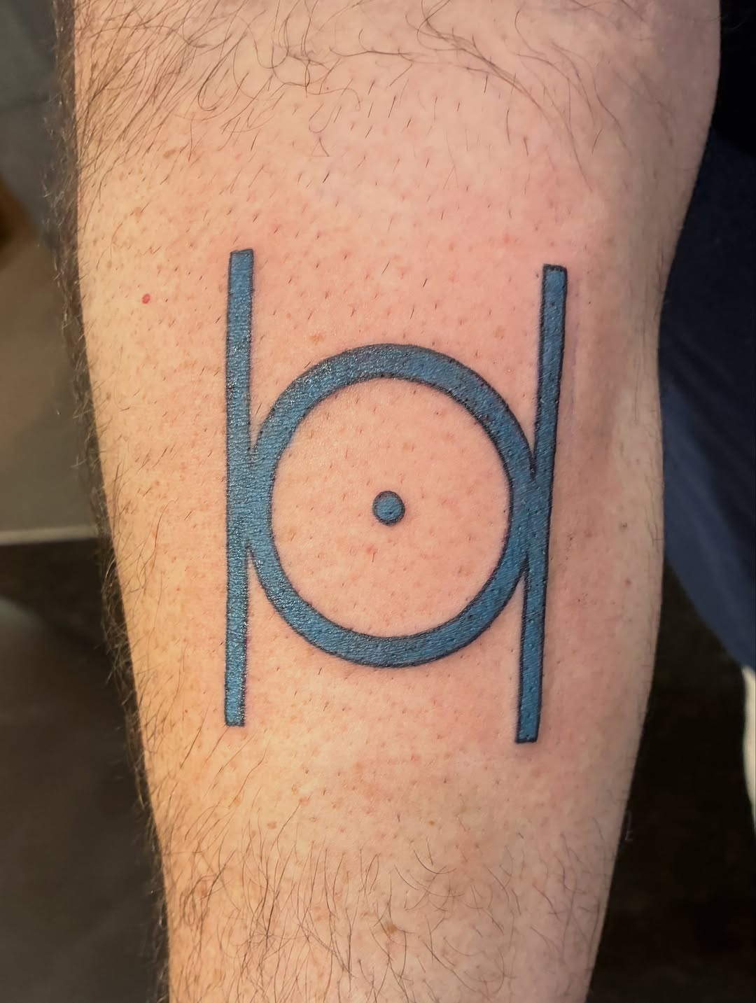 Tattoo by @energydrinkonthefloor — geometric, minimalist