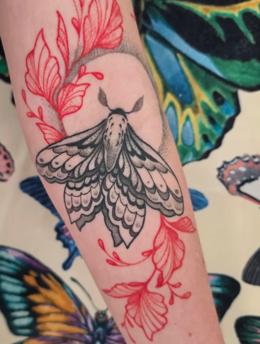 Tattoo by @girlypoptattoos — dotwork