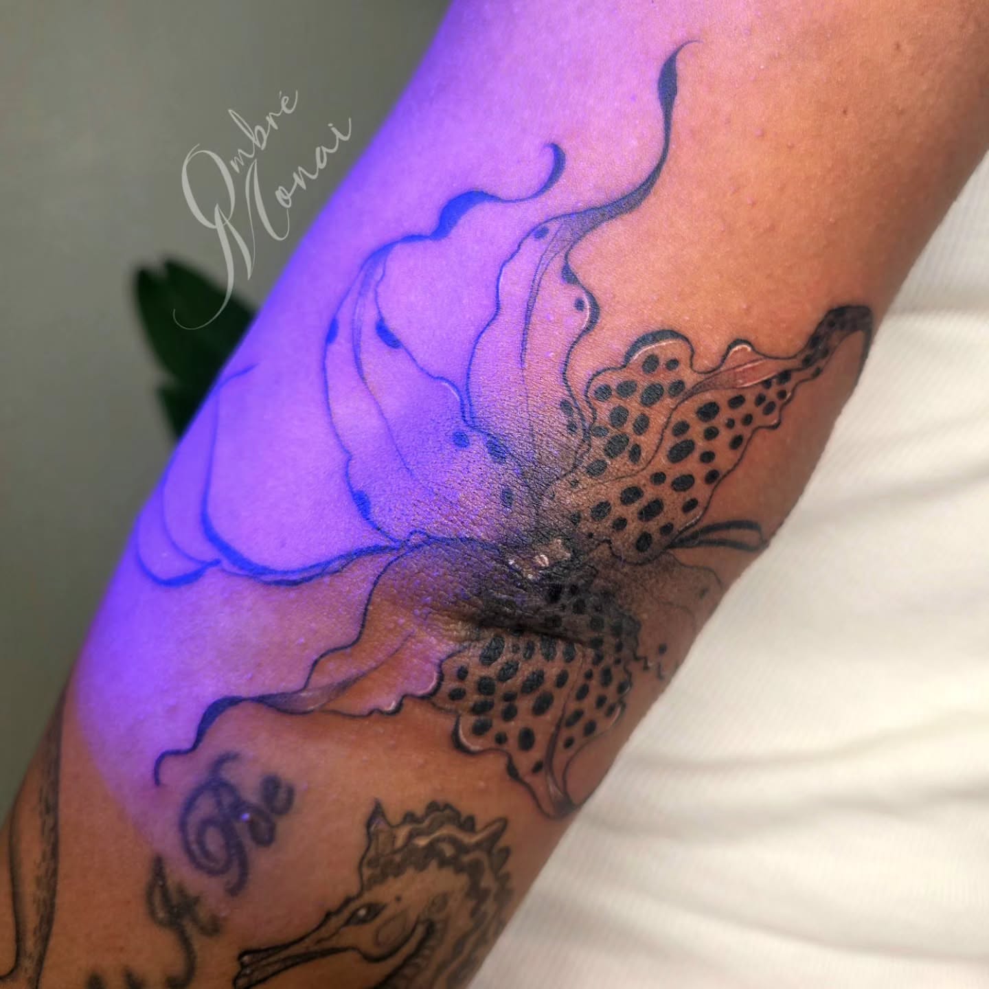 Tattoo by @ombre.monai — dotwork