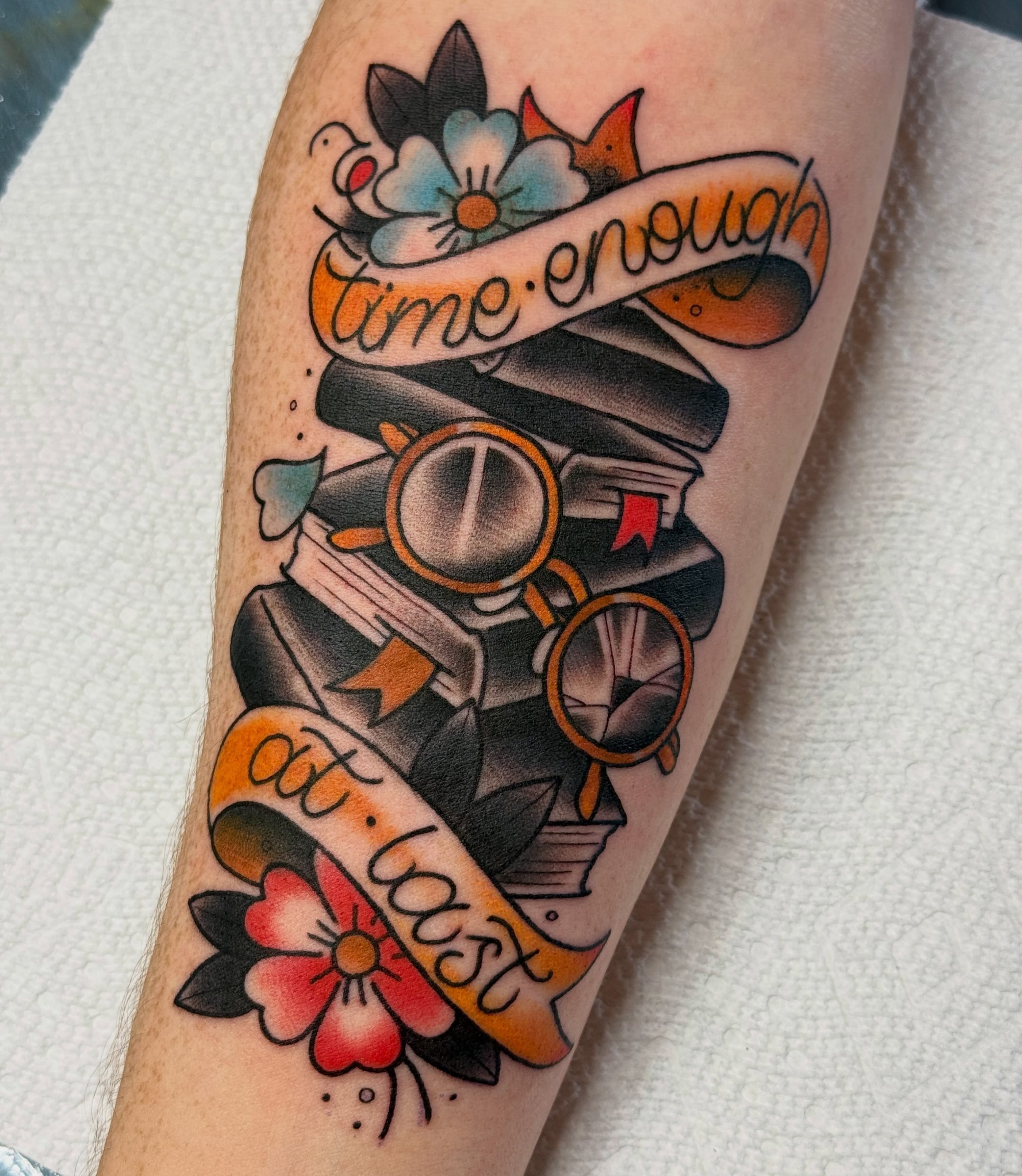 Tattoo by @meg.cant.tat — american_traditional
