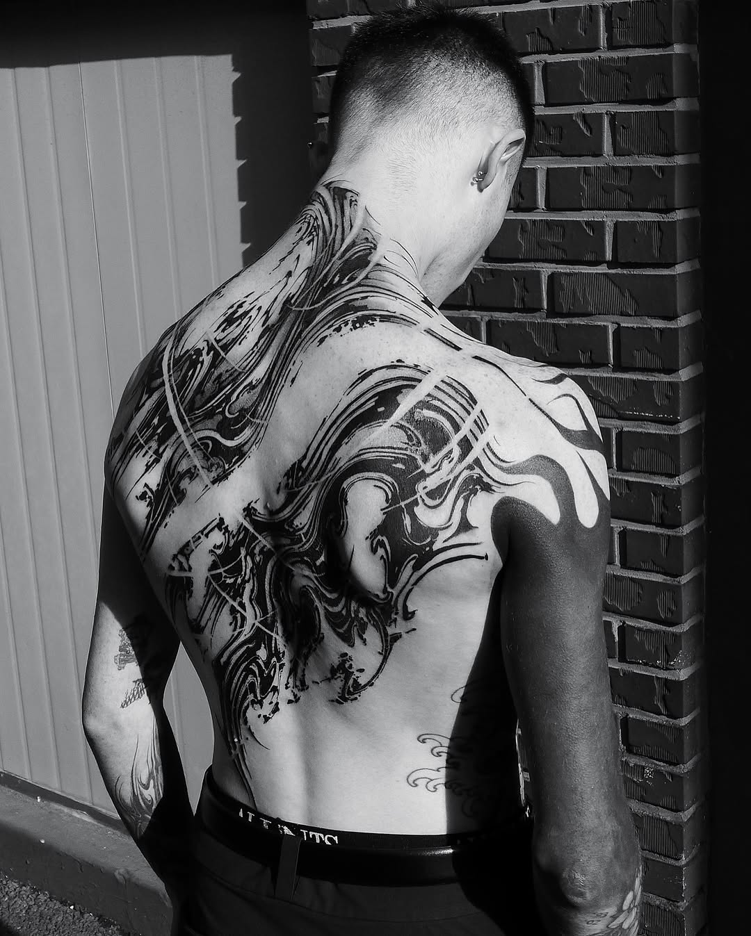 Tattoo by @voldblk — blackwork, abstract