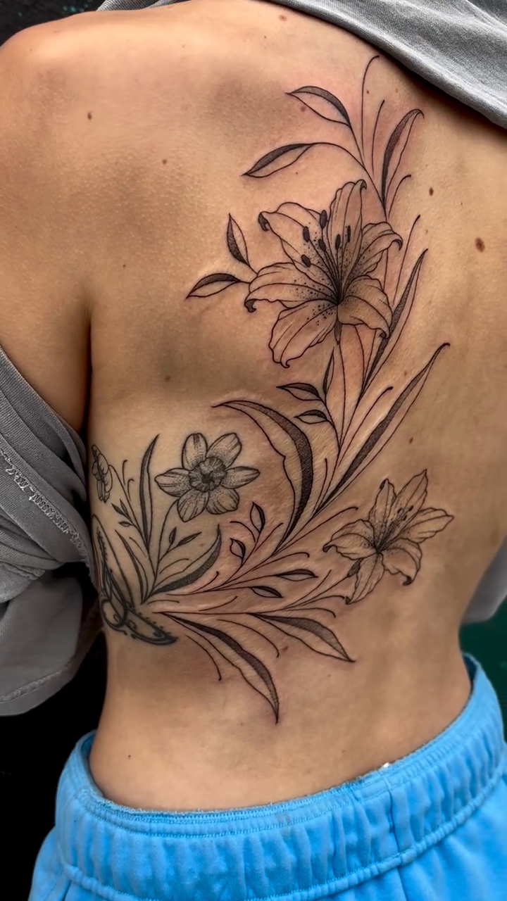 Tattoo by @emmaleighrosetattoos — fine_line, black_and_grey