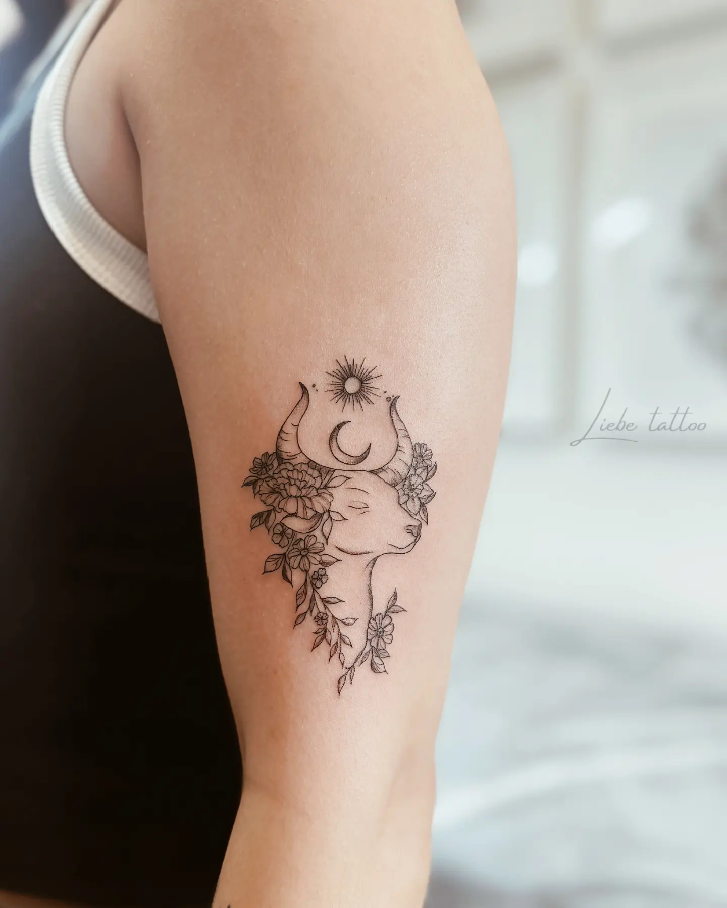 Tattoo by @liebe_tattoo — fine_line, ornamental
