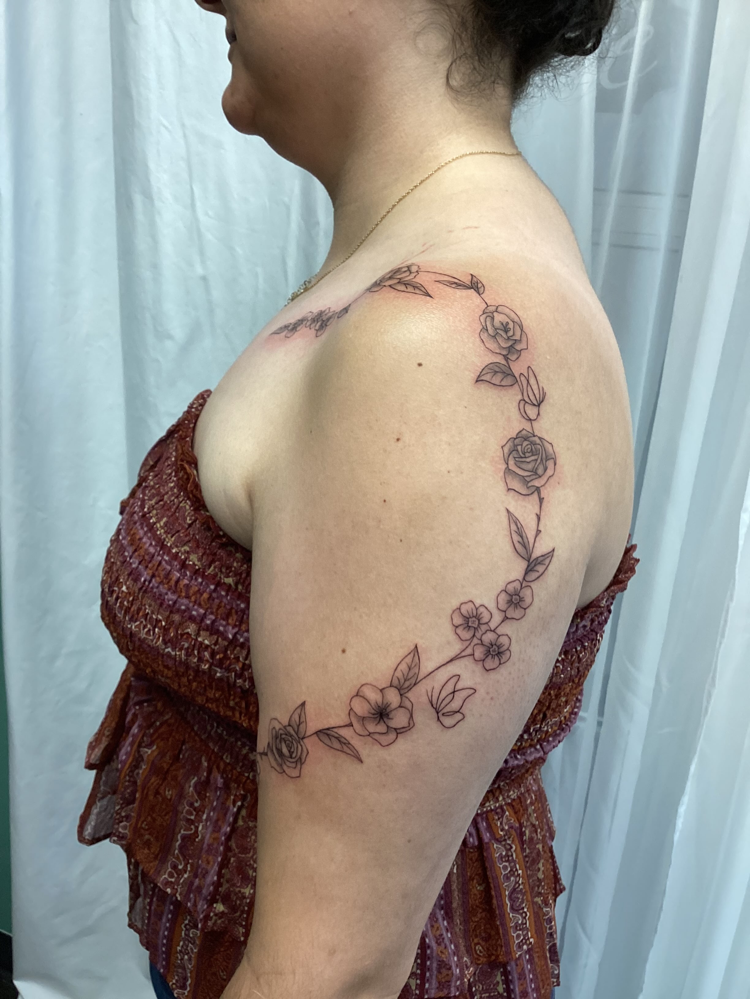 Tattoo by @amanda_sugar_and_spice_tattoo — fine_line