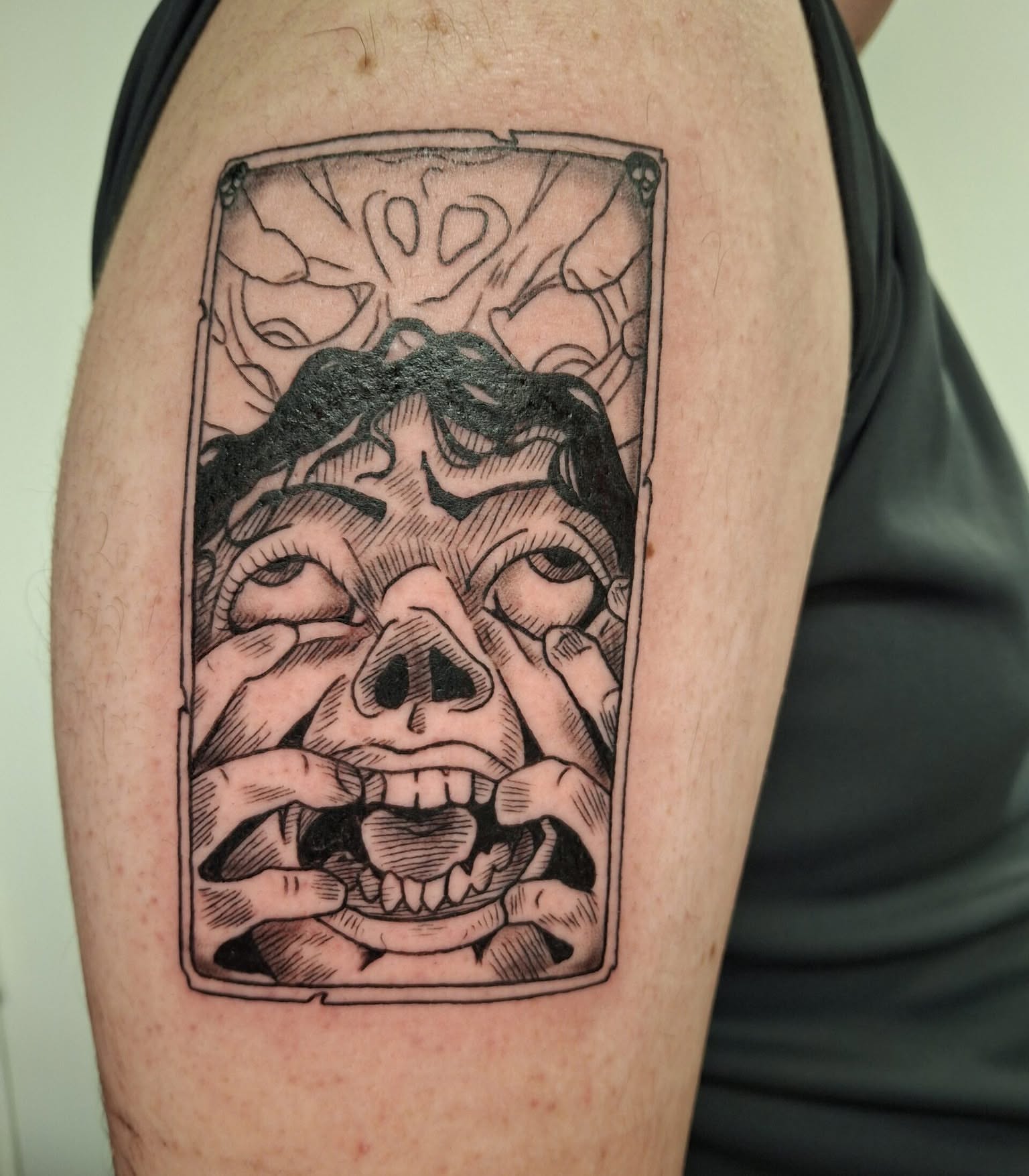 Tattoo by @artisanbodypiercingandtattoo — black_and_grey