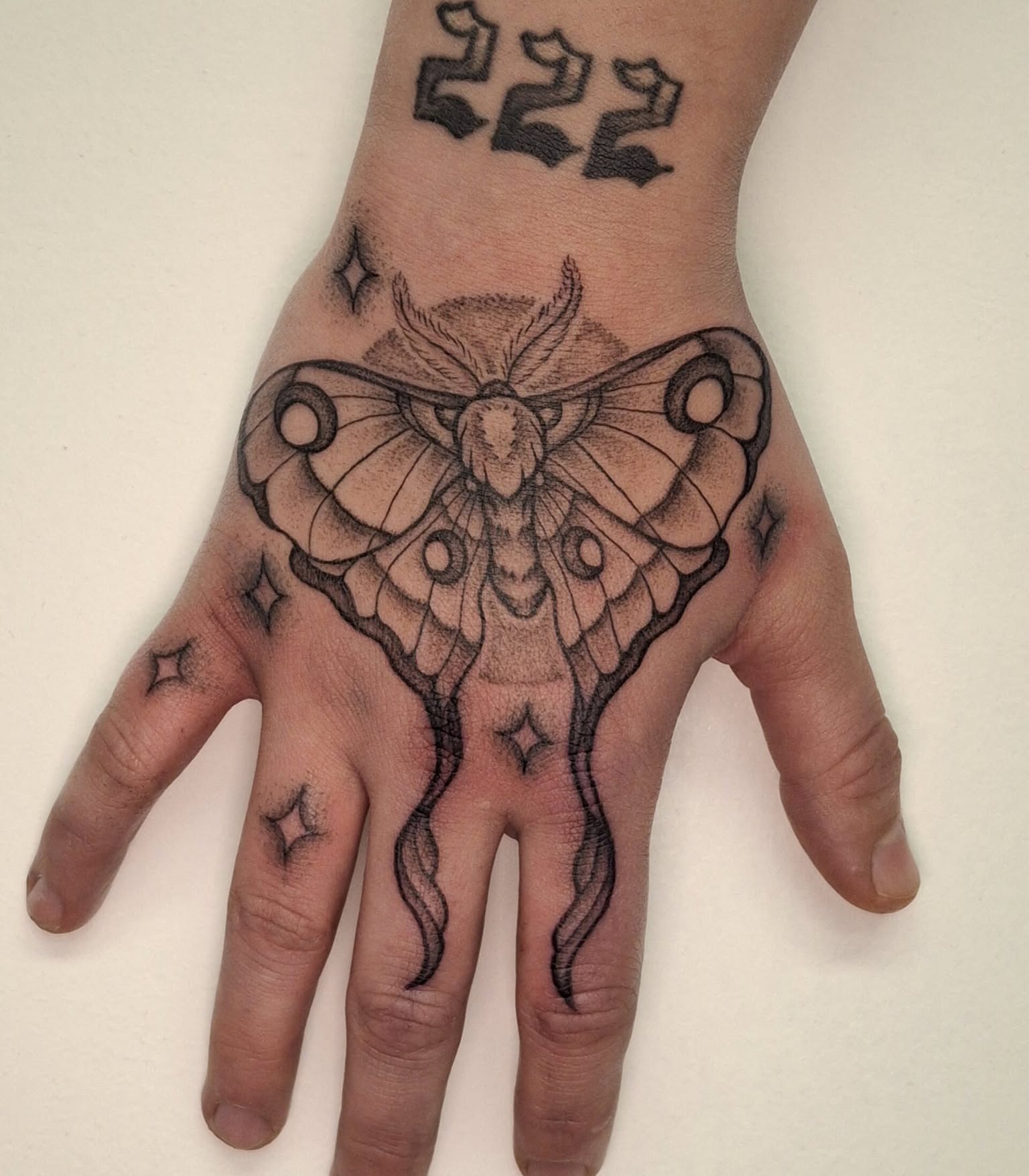 Tattoo by @artisanbodypiercingandtattoo — black_and_grey