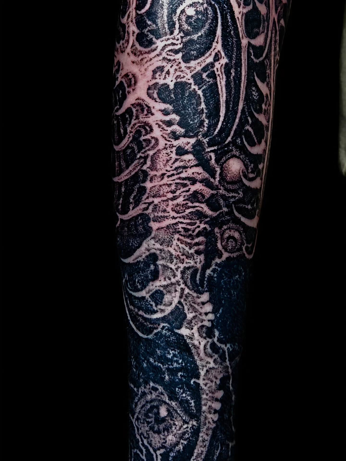 Abstract pattern dotwork tattoo on the forearm by @hellscribe