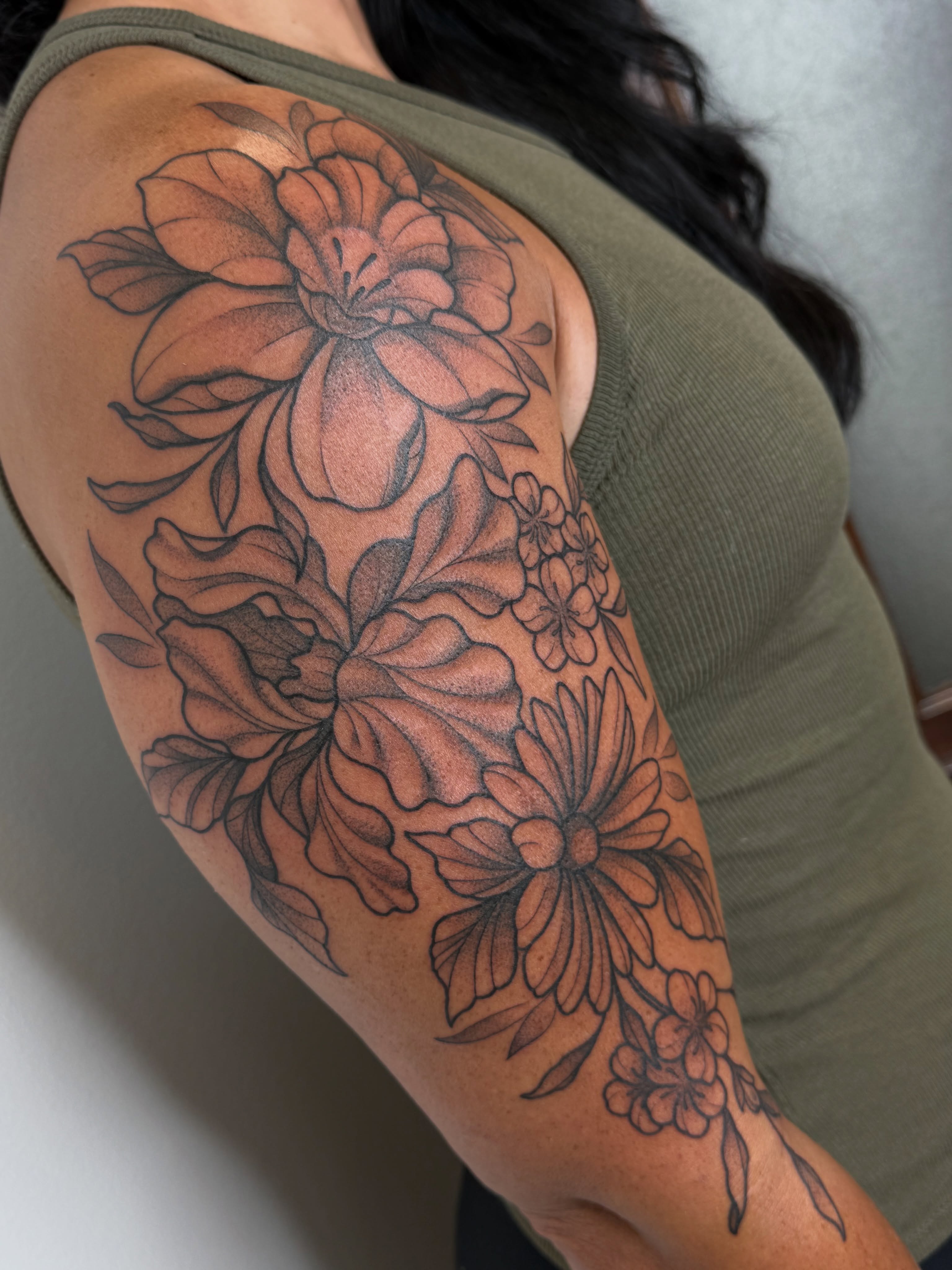 Tattoo by @girlypoptattoos — black_and_grey