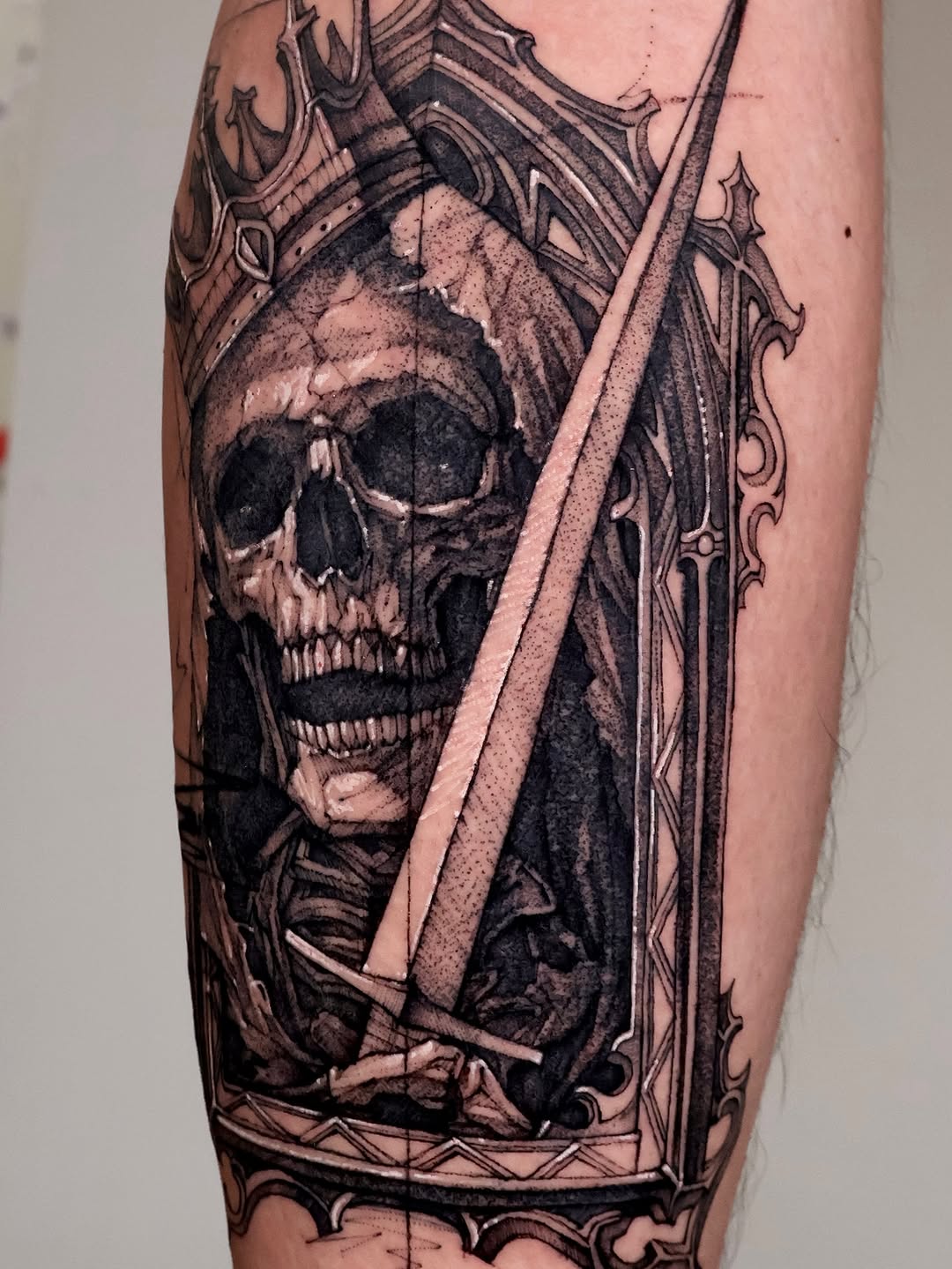 Tattoo by @tadi_tattoo — dark_realism, blackwork