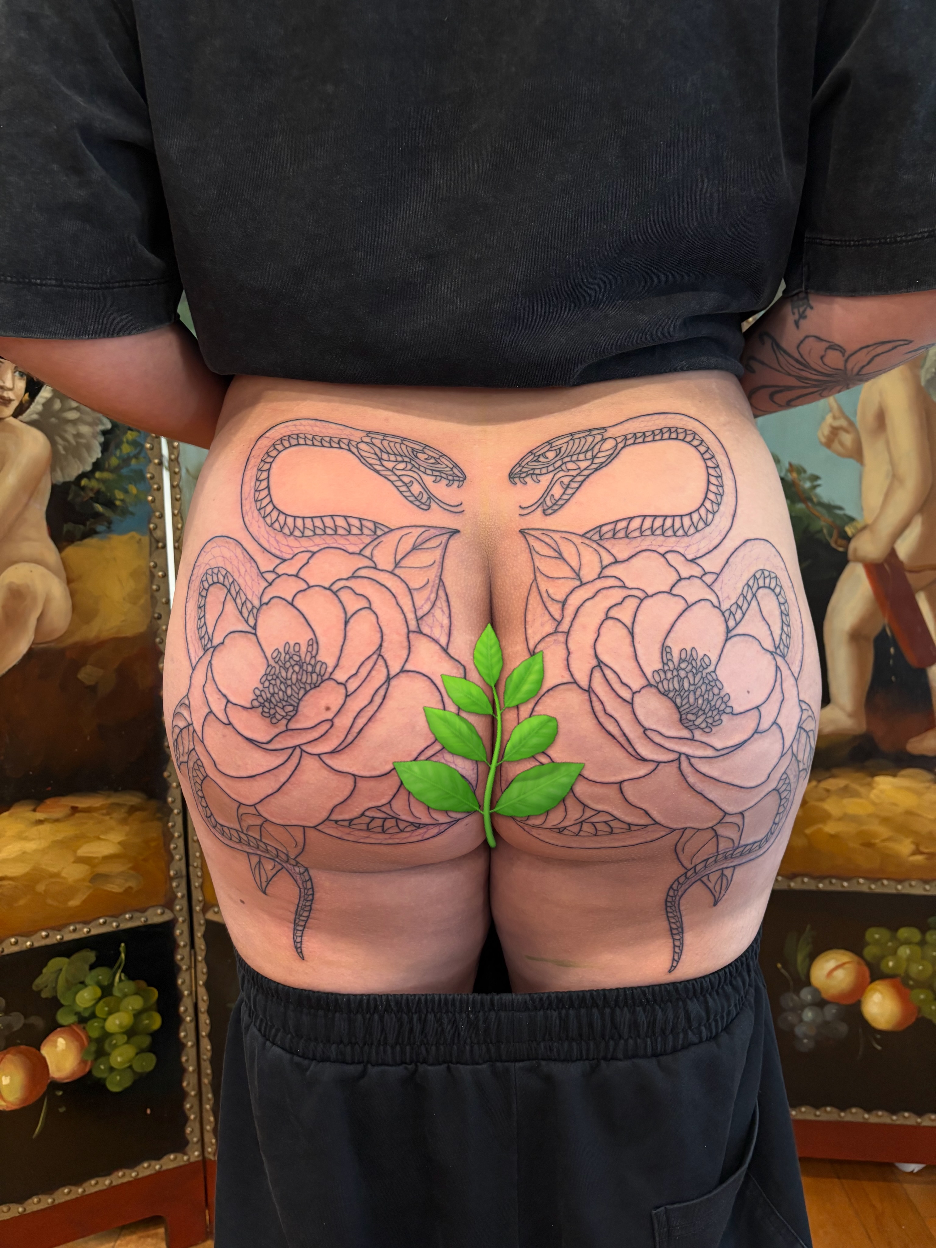 Snake and peony black and grey tattoo on the thigh by 𝓰𝓲𝓷𝓪 𝓼𝓮𝓻𝓹𝓮𝓷𝓽𝓲𝓷𝓪