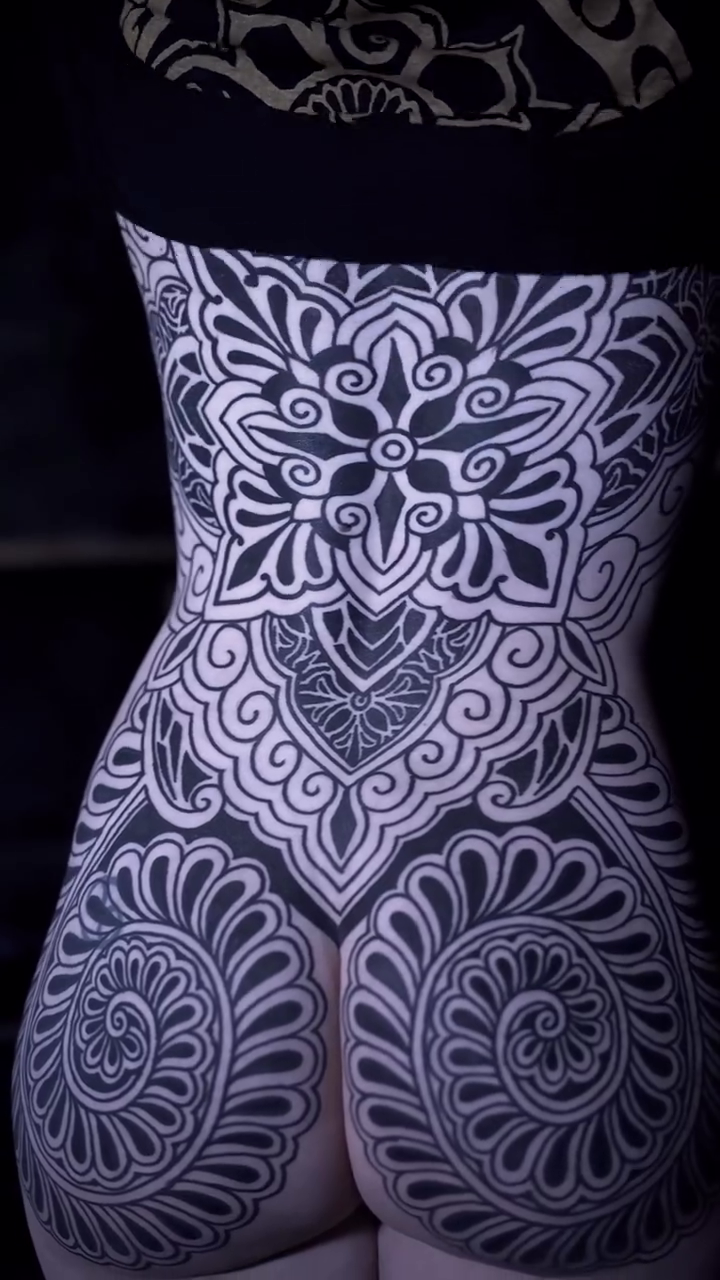 Mandala pattern geometric tattoo by Oliver kenton, San Diego, California
