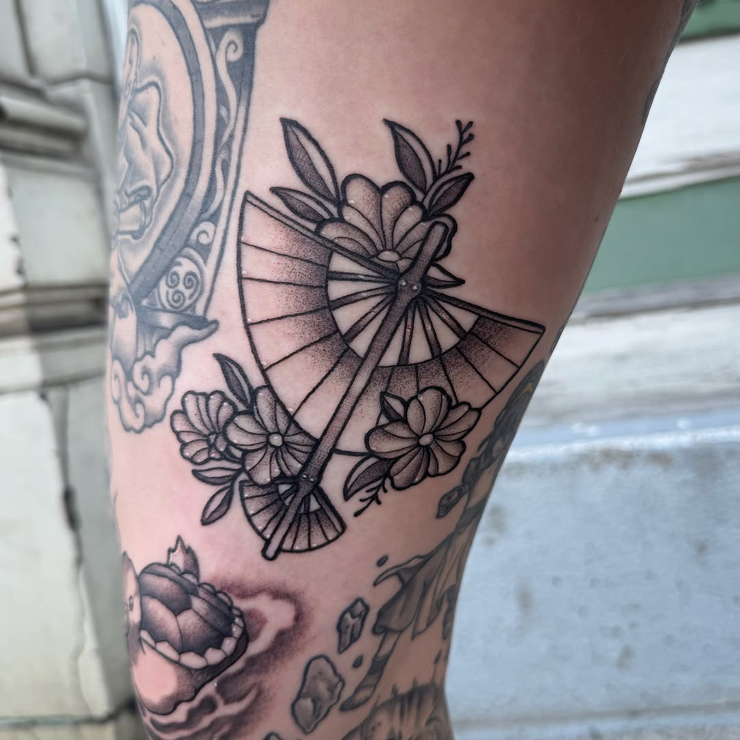 Tattoo by @dominiquedarko — black_and_grey