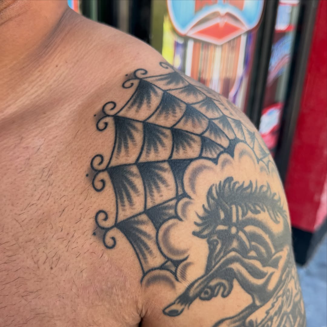 Ship and horse American traditional tattoo on the shoulder by Max mogstad