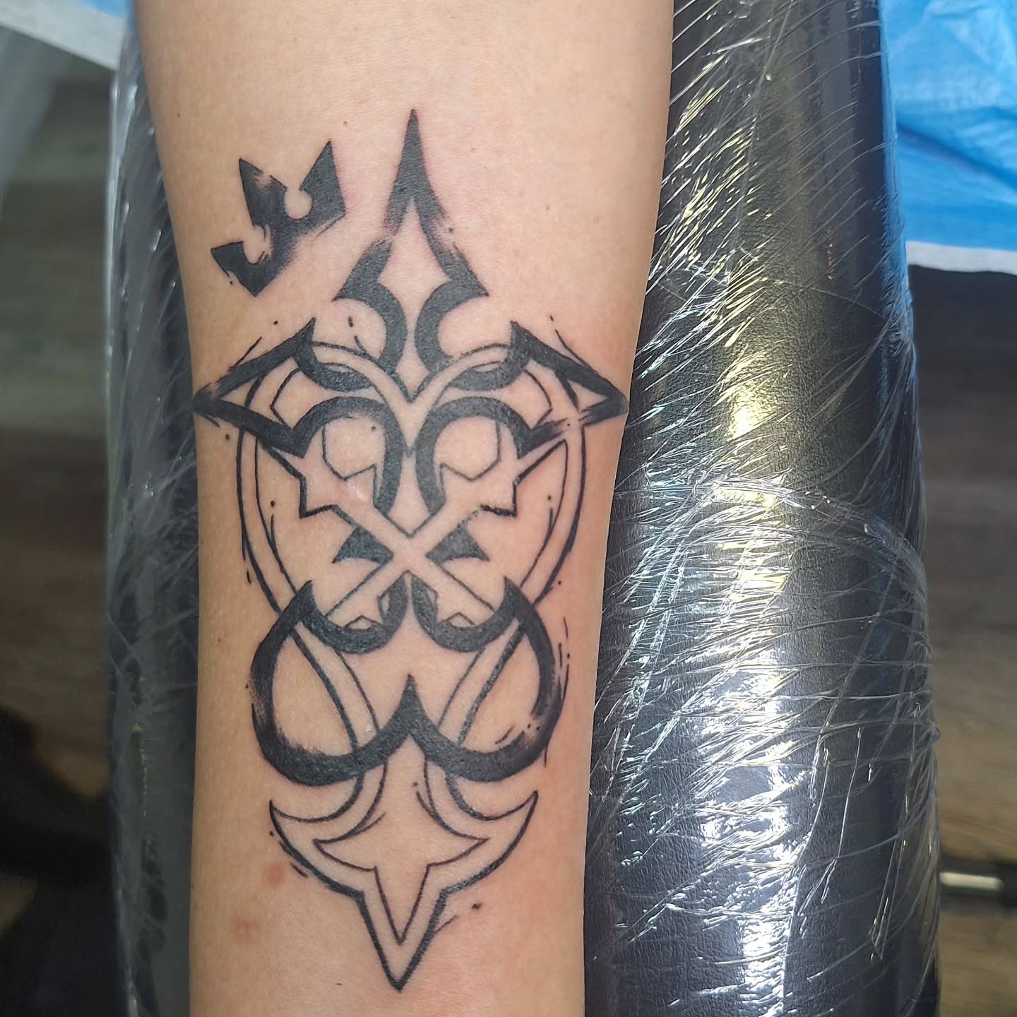 Tattoo by @jermwarfare_tattoos — geometric