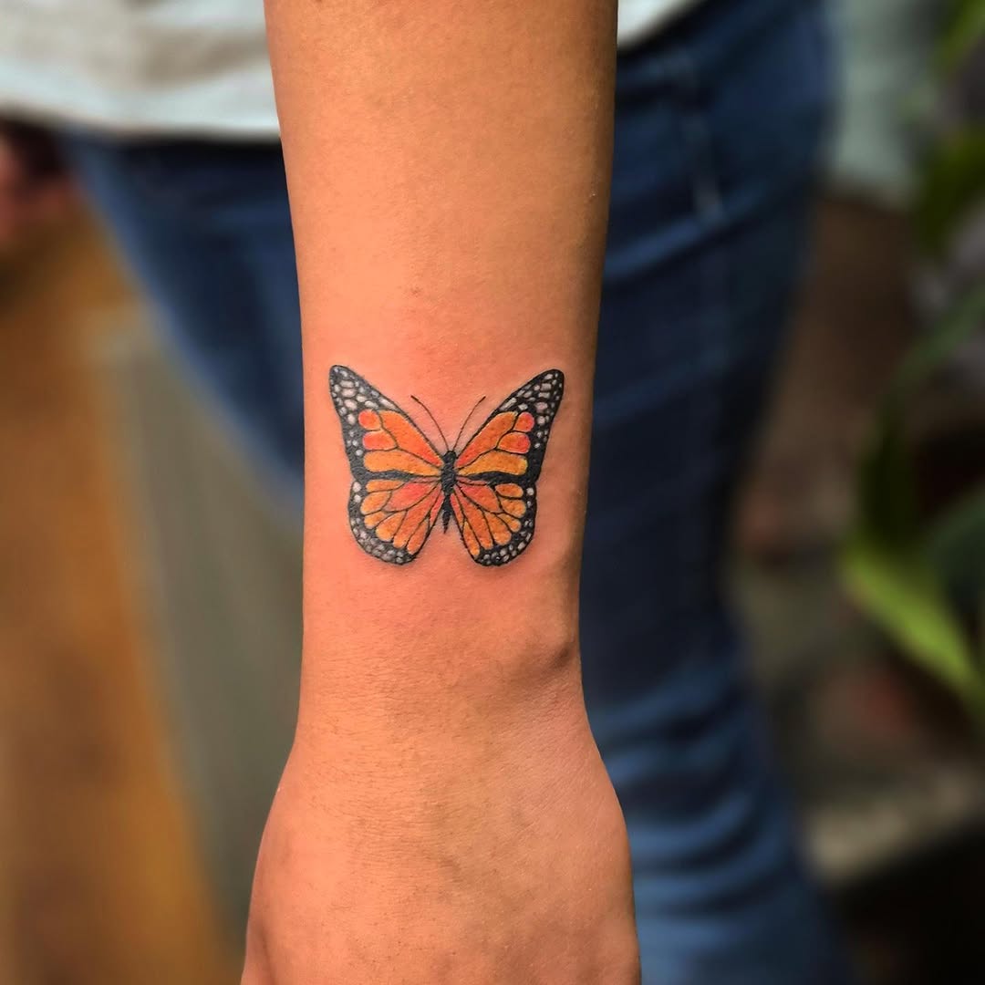 Tattoo by @teresarosetattoos โ realism, fine_line