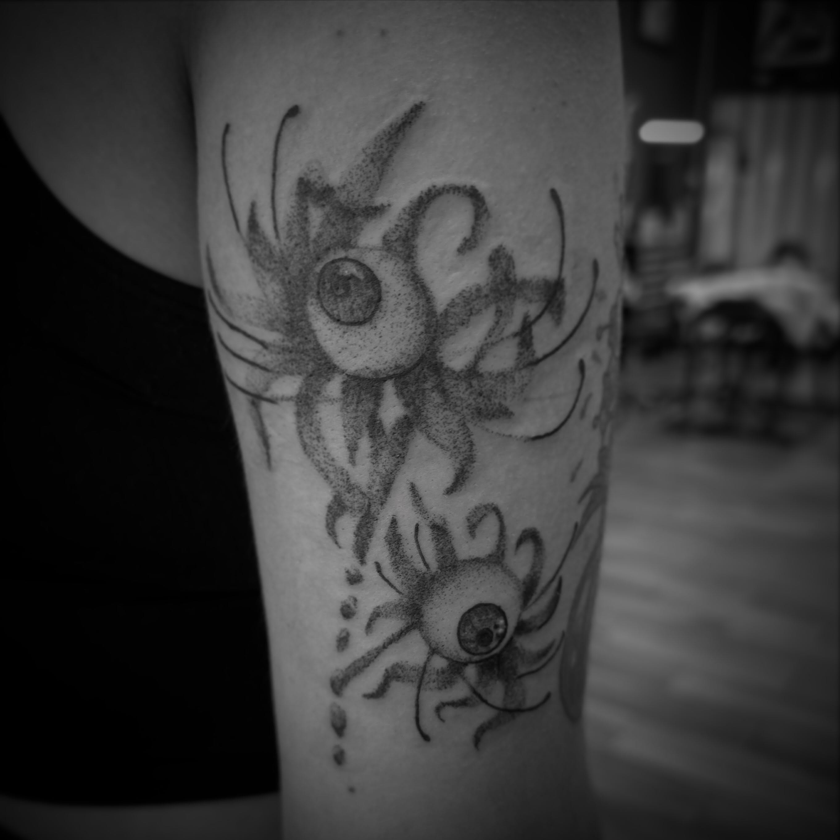 Tattoo by @katarcana β dotwork