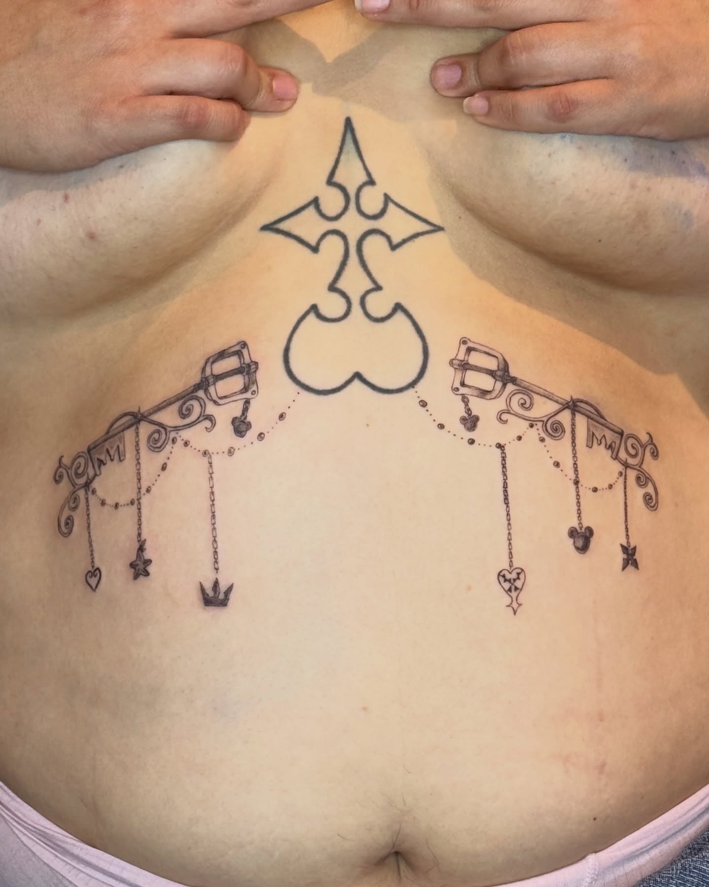 Fleur-de-lis with hanging ornaments black and grey tattoo by dewduls :), Berkeley, California