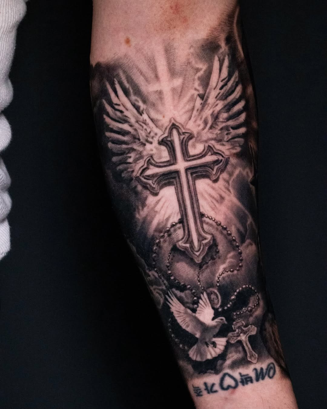 Tattoo by @isabelroseink — black_and_grey, realism
