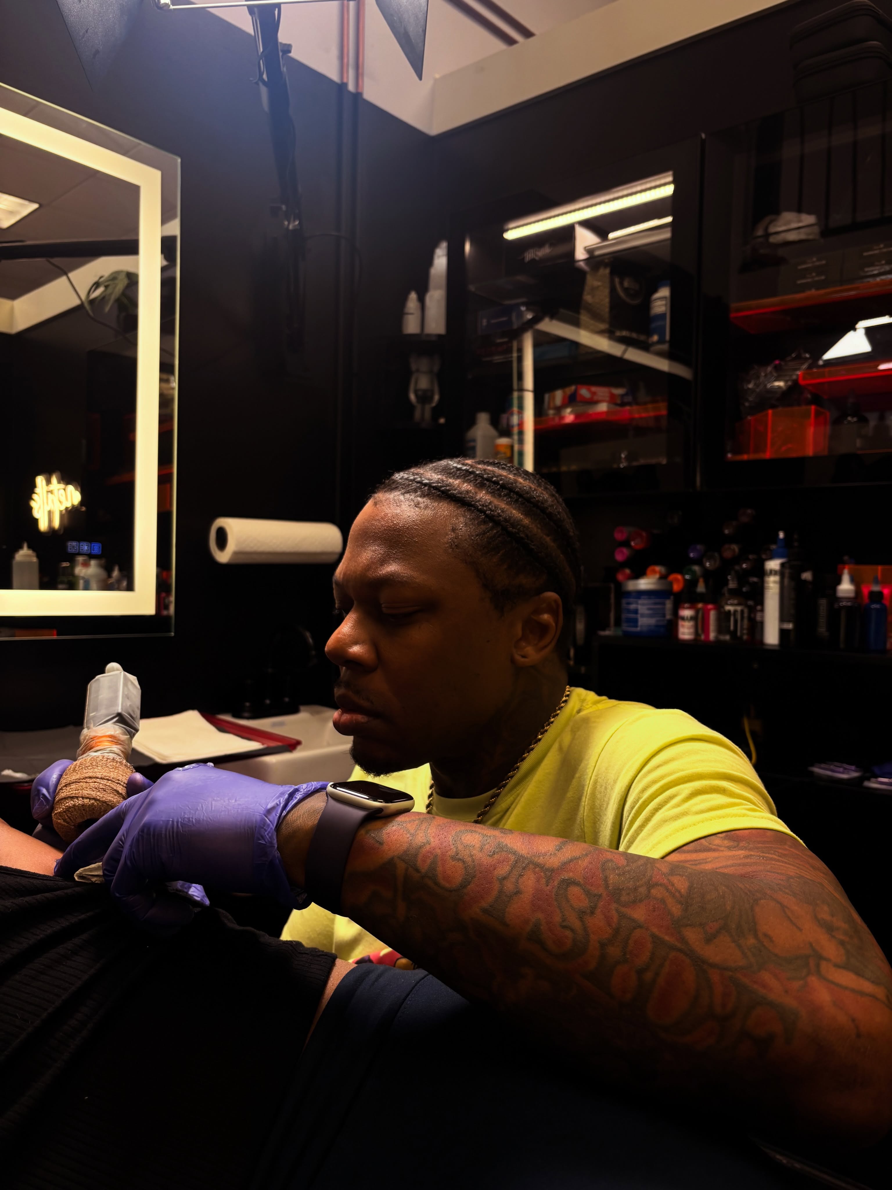 Tattoo artist American traditional tattoo on the upper arm by Shine Jefferson, Memphis, Tennessee