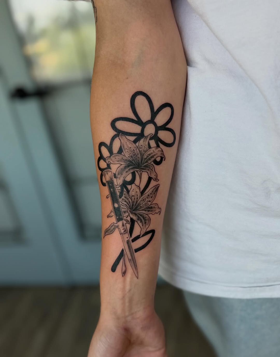 Tattoo by @hannahleetattoos — black_and_grey, realism
