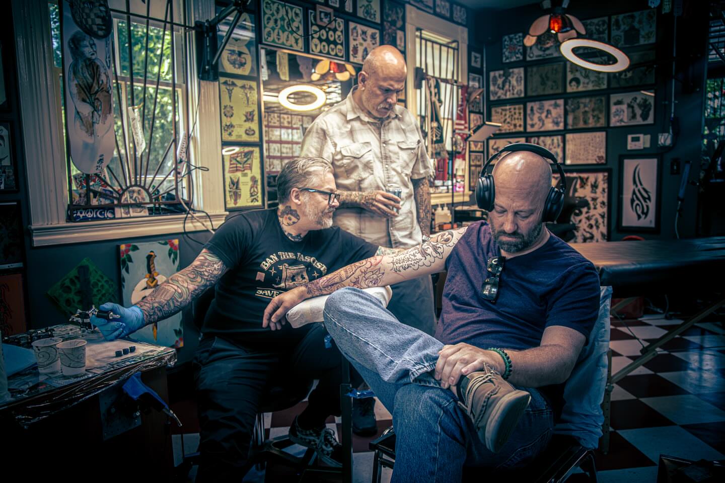Tattoo artist American traditional tattoo on the upper arm by Dan Gilsdorf, Portland, Oregon