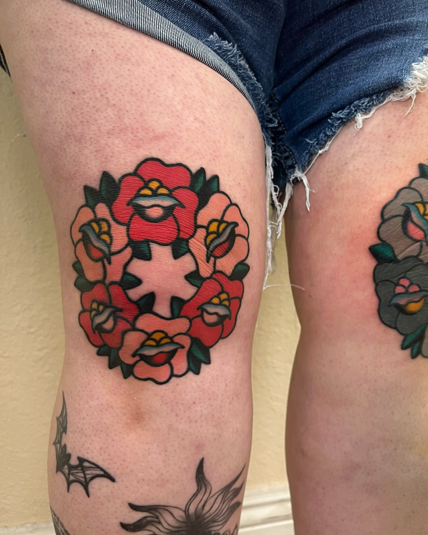 Roses American traditional tattoo on the thigh by Tattoo Dust ☻ Los Angeles