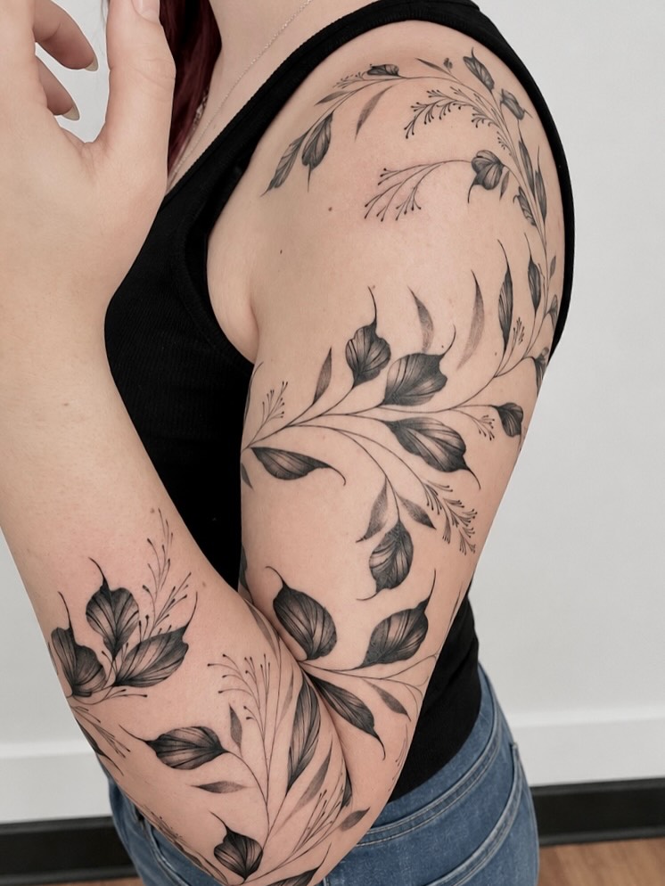 Tattoo by @jonny_elliott_phx β fine_line, black_and_grey