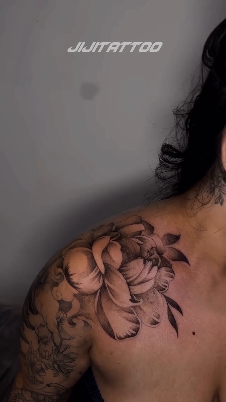 Peony flower realism tattoo by 🇰🇷jijitattoo 🇺🇸