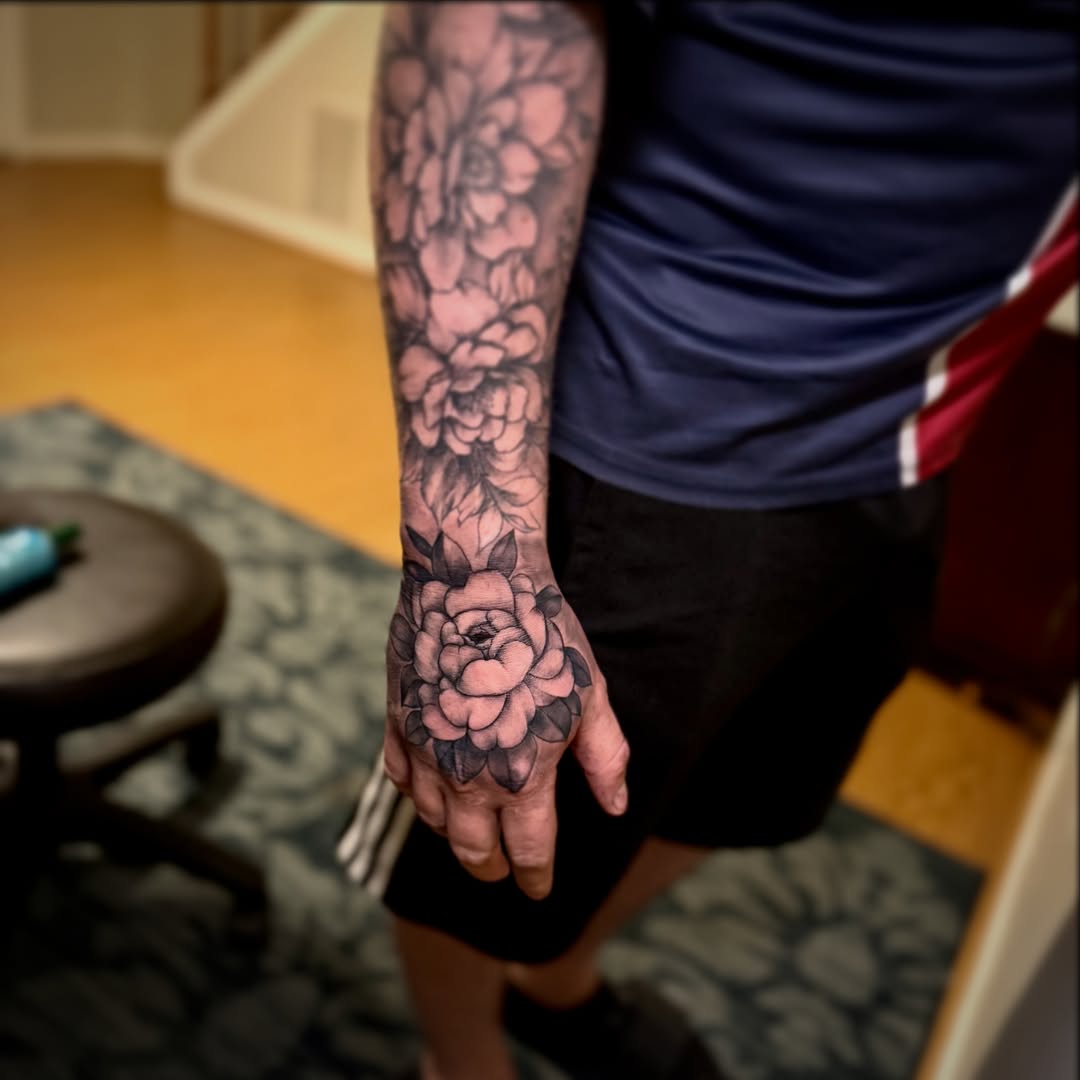 Roses black and grey tattoo on the hand by ๐ต๐๐๐๐๐๐๐ ๐ป๐๐๐๐