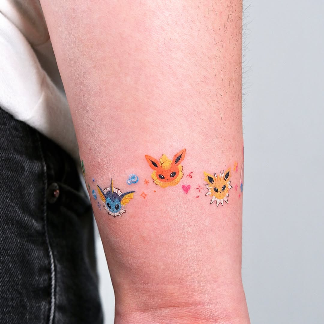 Eevee evolution line dotwork tattoo on the forearm by 타투 Seon 컬러타투