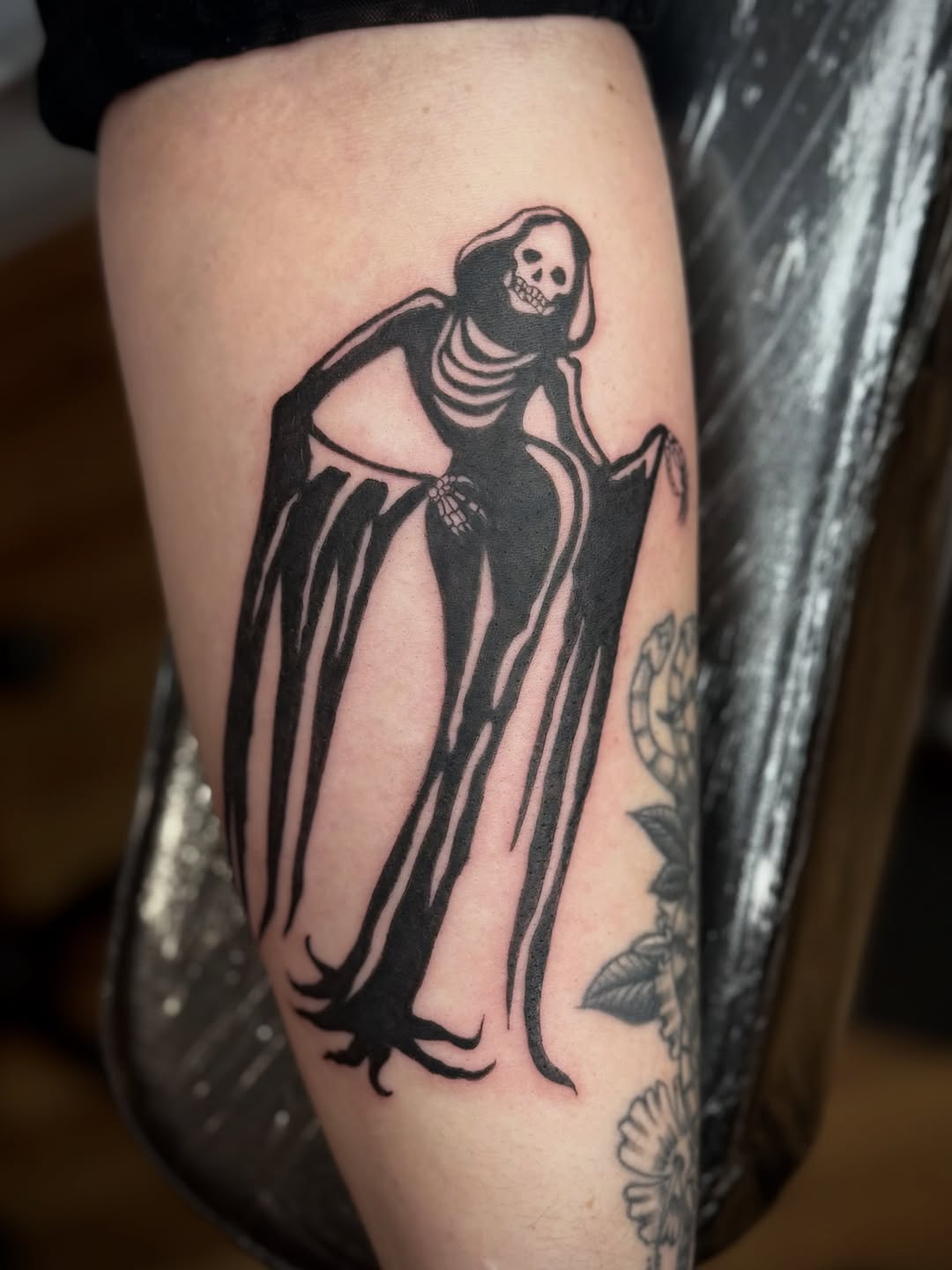 Tattoo by @mijita_tatz — blackwork