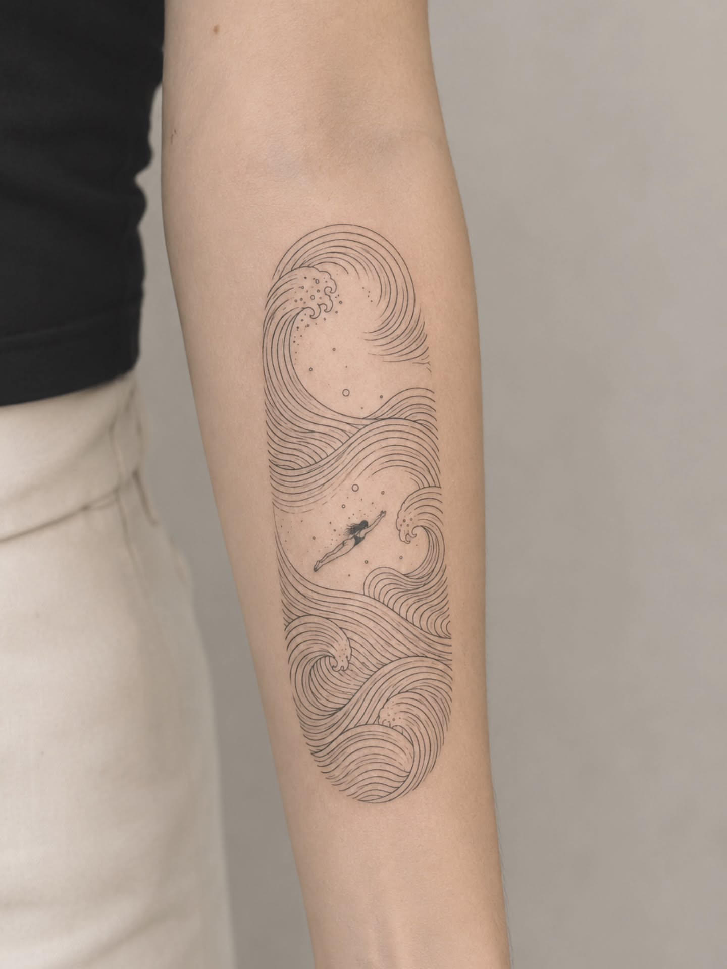Tattoo by @tattooist.craneveil — fine_line, minimalist