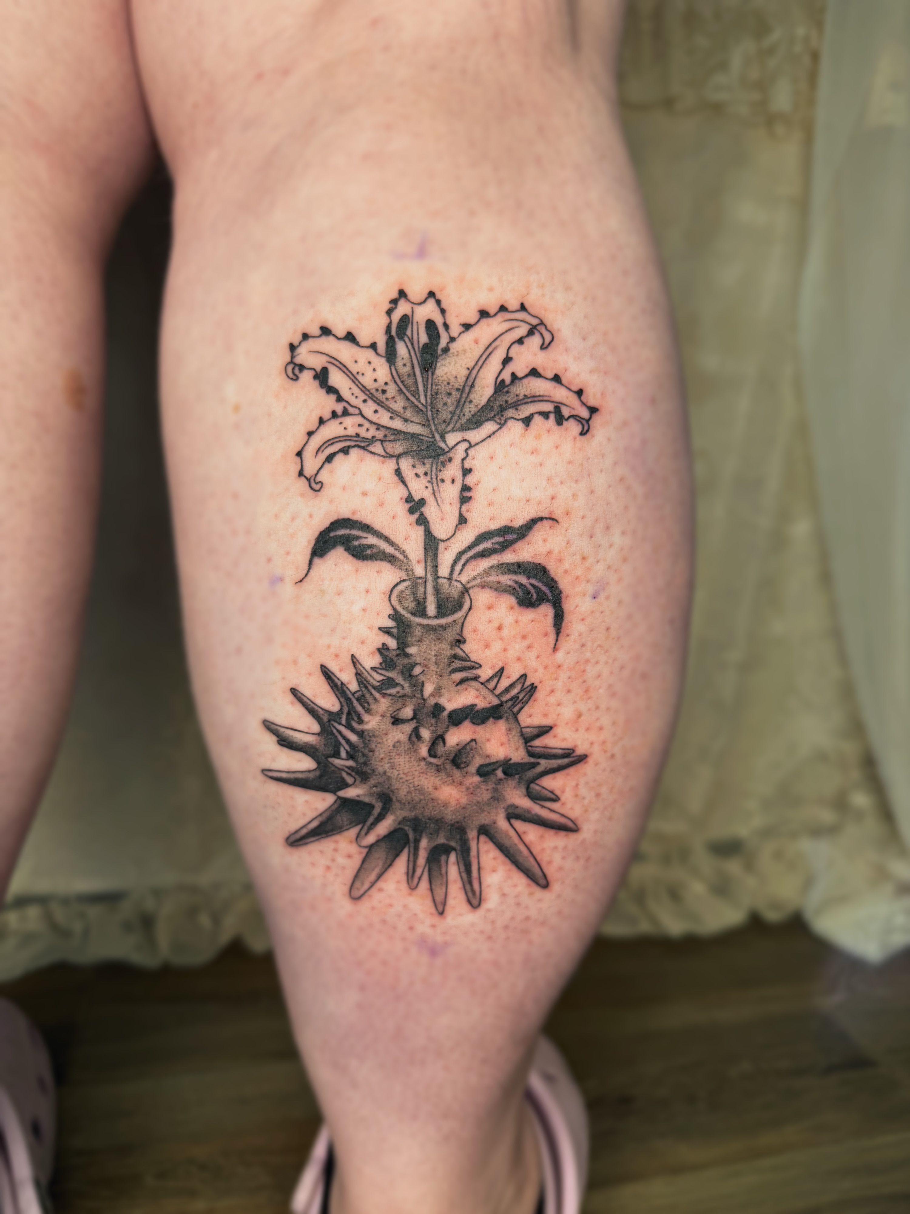 Tattoo by @sombra.miel — black_and_grey