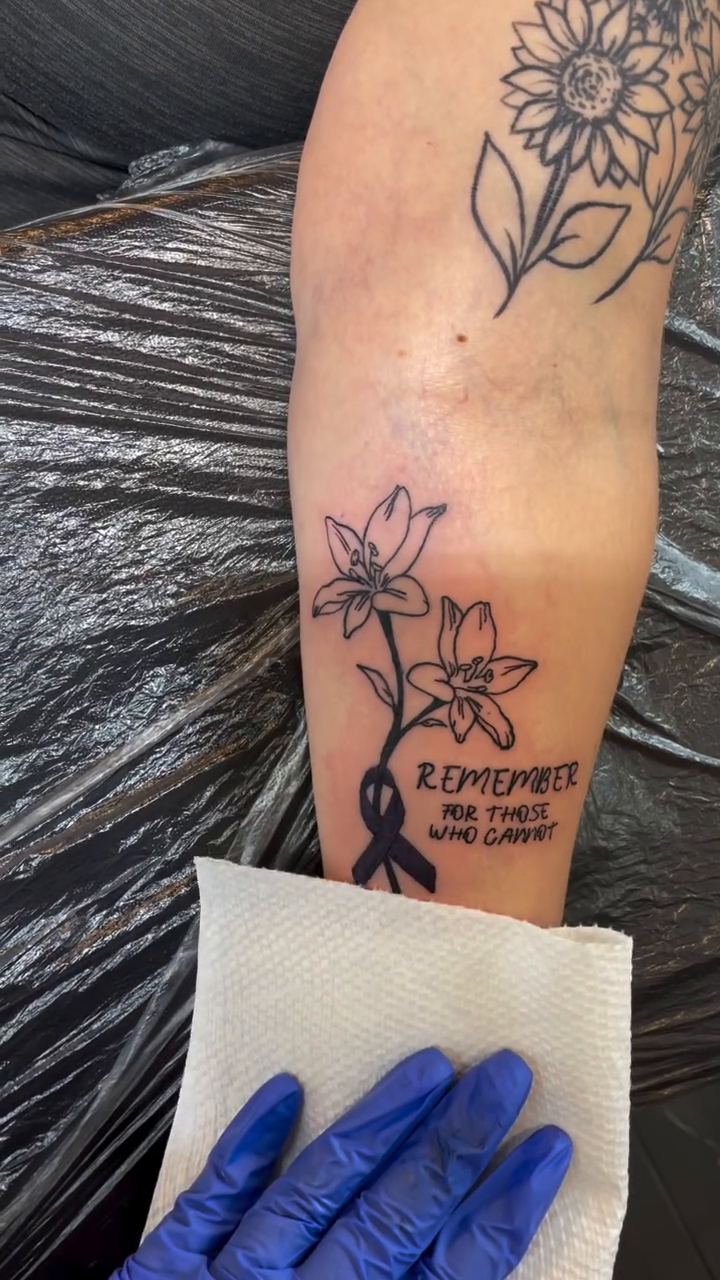 Tattoo by @yaya_tattoo26 — fine_line, lettering_script