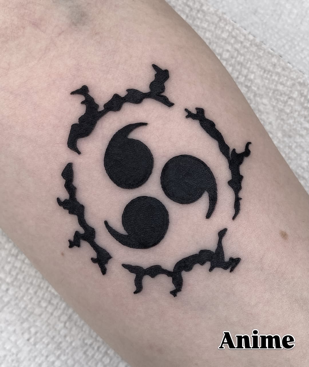 Tattoo by @beltanebeetattoo — anime, blackwork