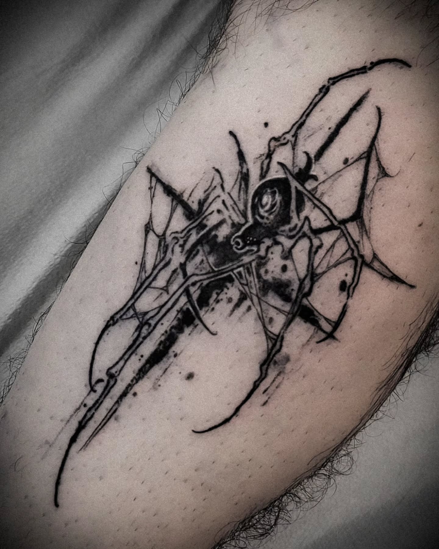 Spider realism tattoo on the forearm by Luca
