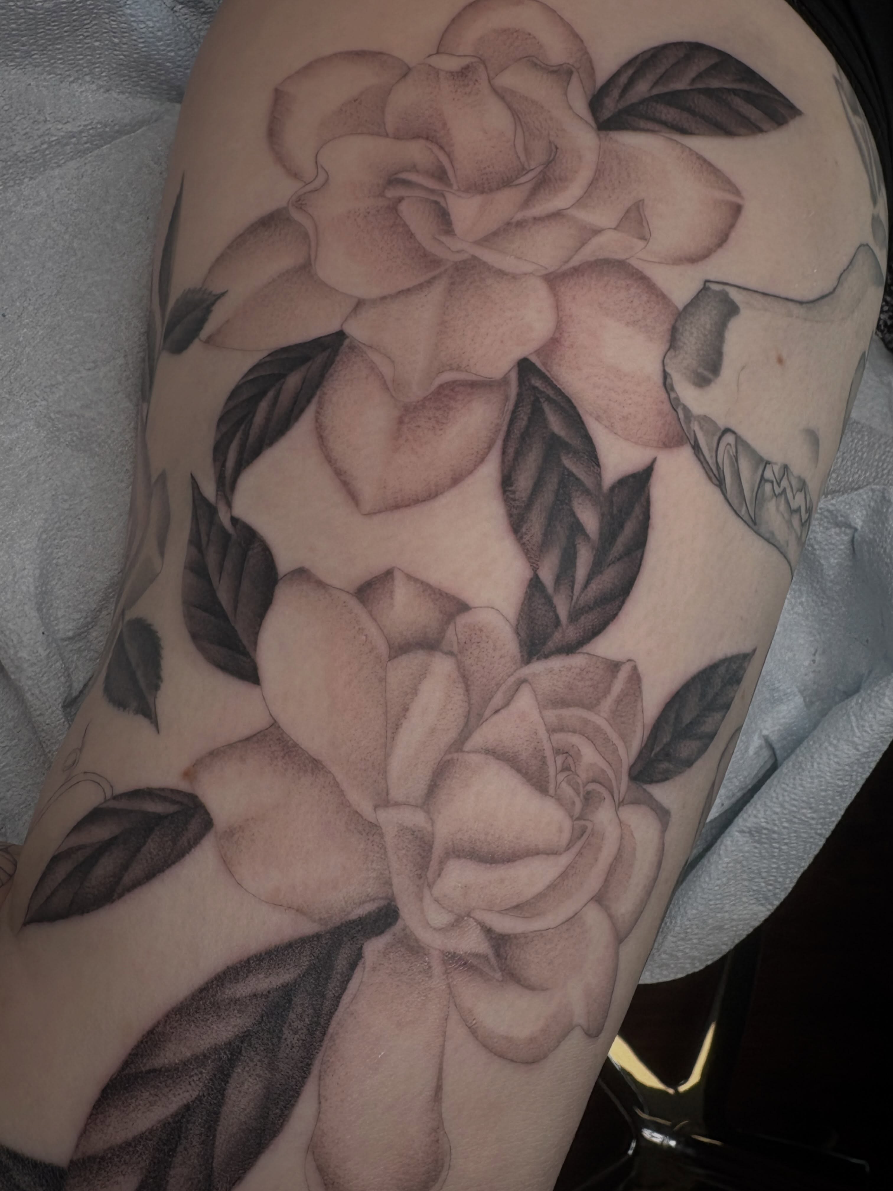 Roses realism tattoo on the forearm by Miami Tattoo Artist π Mel Carrasco
