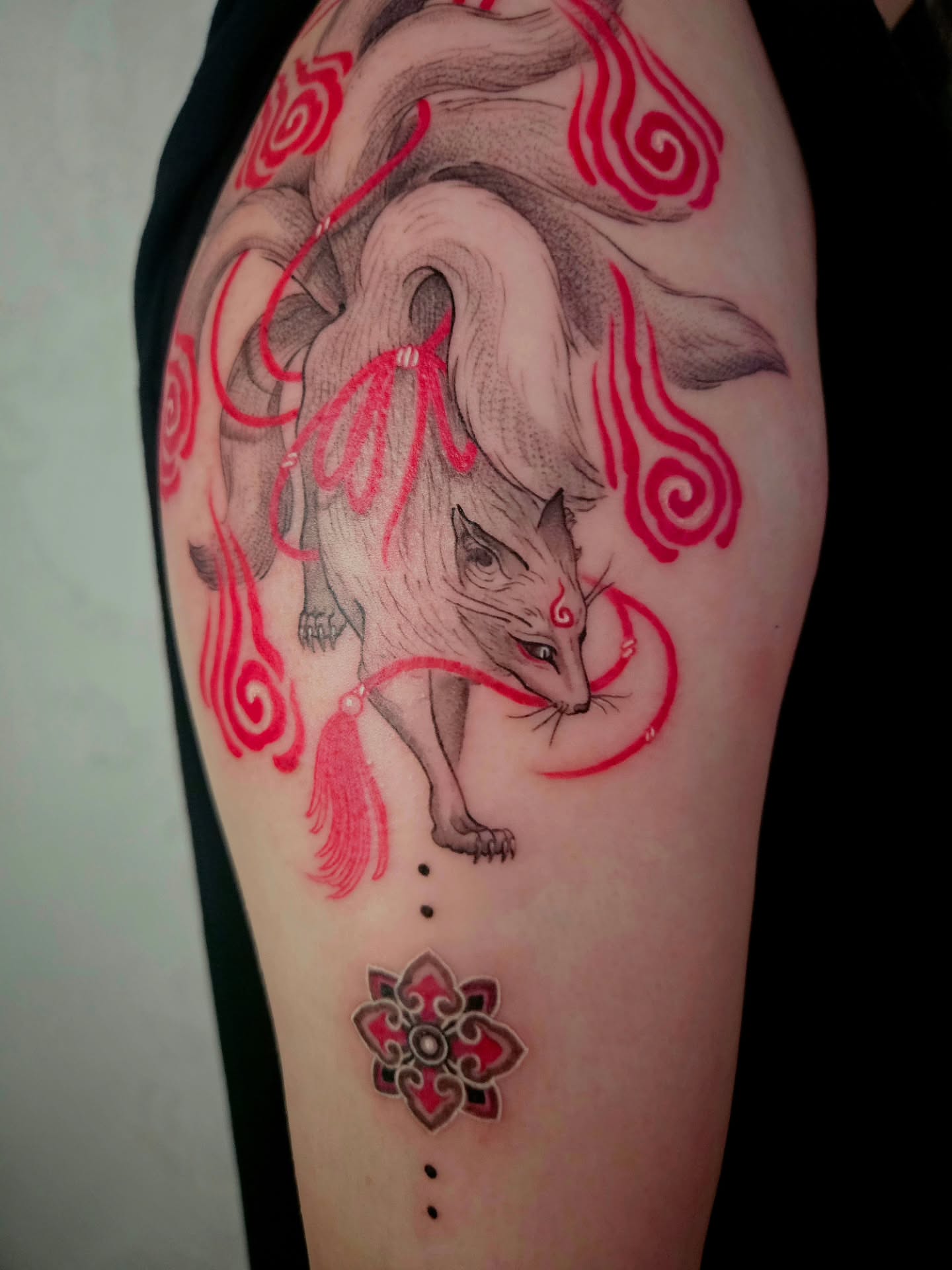 Nine-tailed fox dotwork tattoo on the forearm by Tattooer Hermin 허민