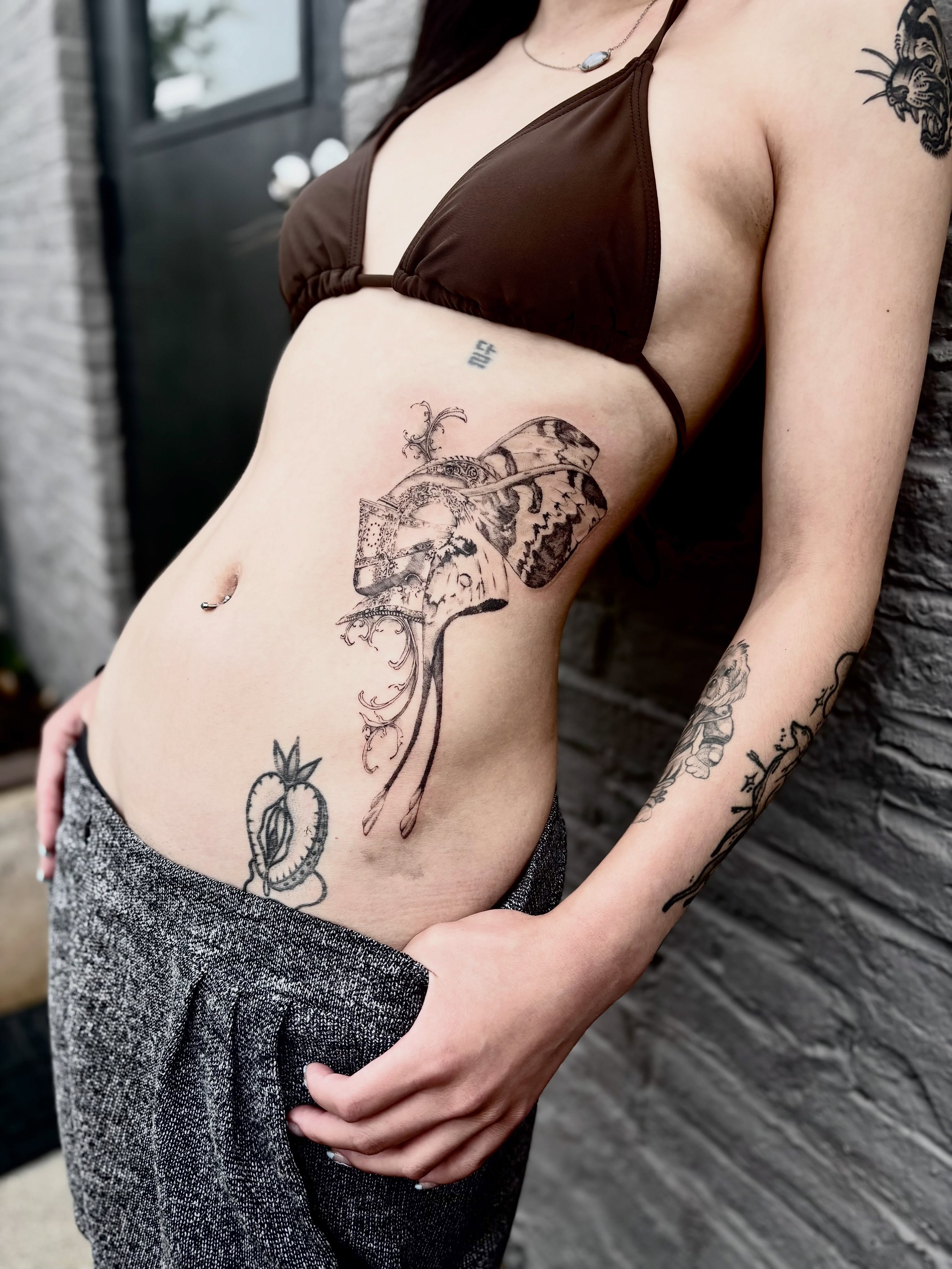 Tattoo by @cold.feet.ttt β black_and_grey