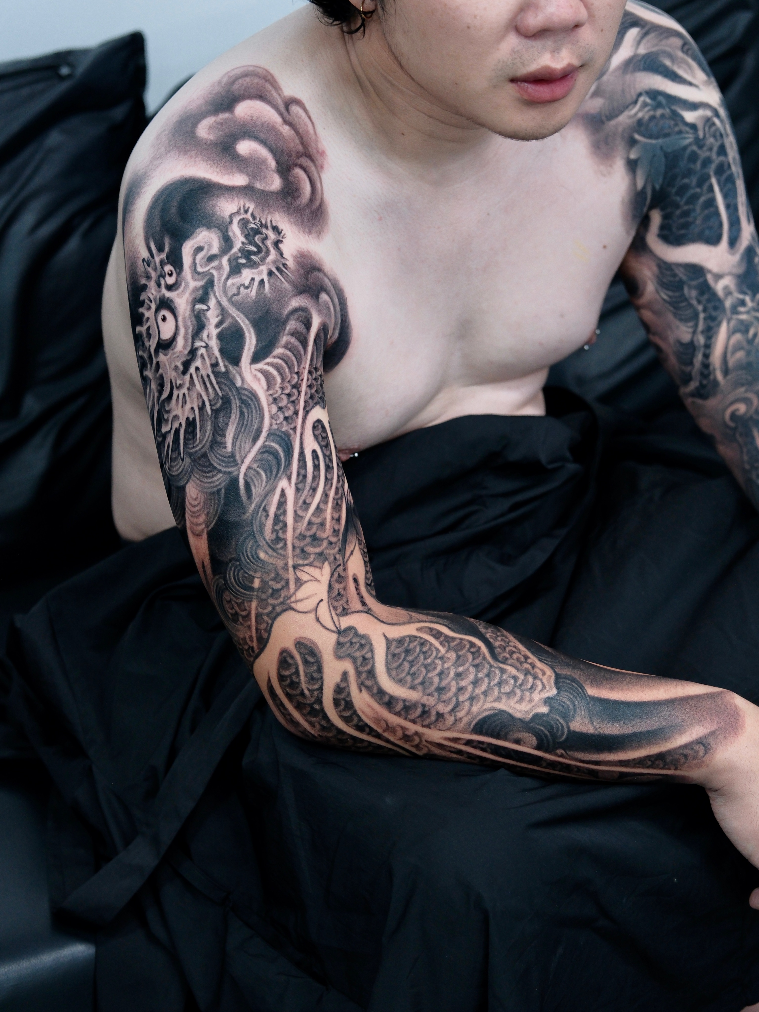 Dragon japanese irezumi tattoo on the upper arm by 睿刺造物