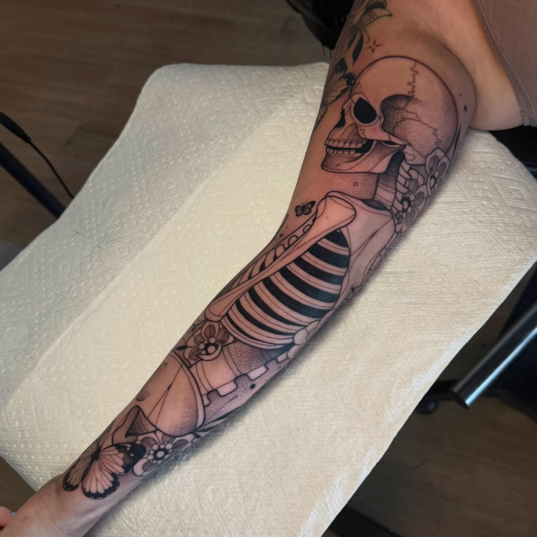 Skeleton realism tattoo on the forearm by ɪᴠᴏɴɴᴇ