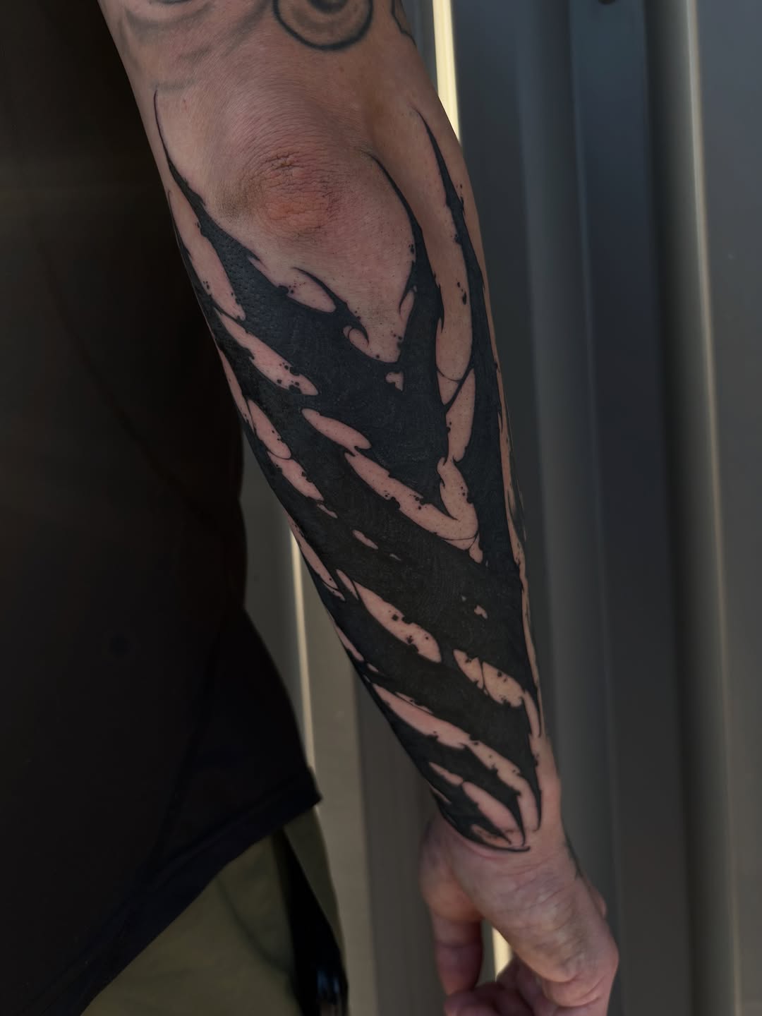 Tattoo by @sofiarosetattoos — blackwork