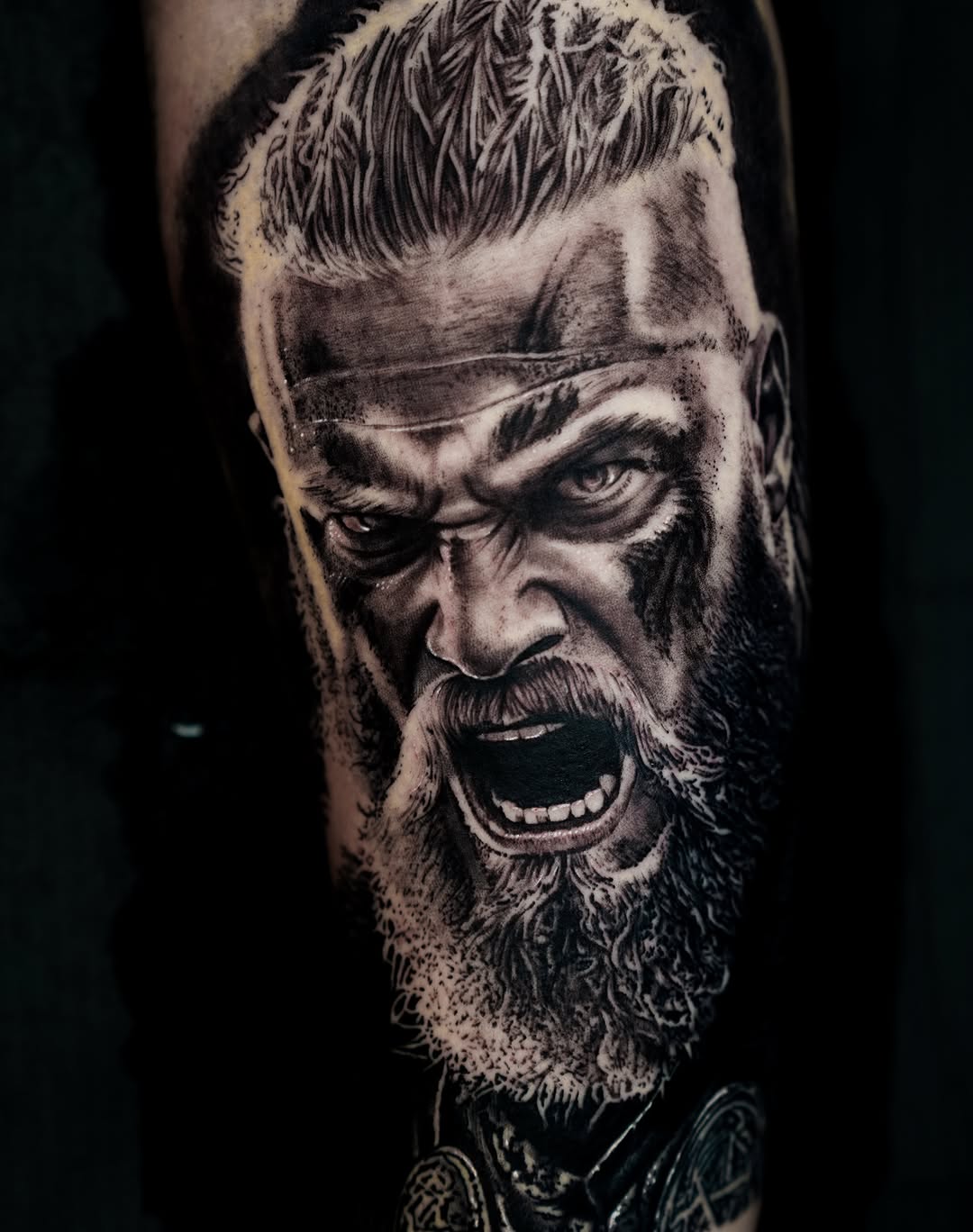 Tattoo by @italonanais — realism, black_and_grey
