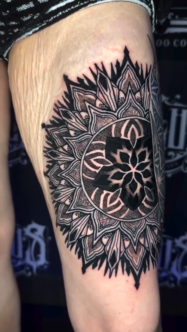 Tattoo by @goose_tattoos โ geometric, blackwork