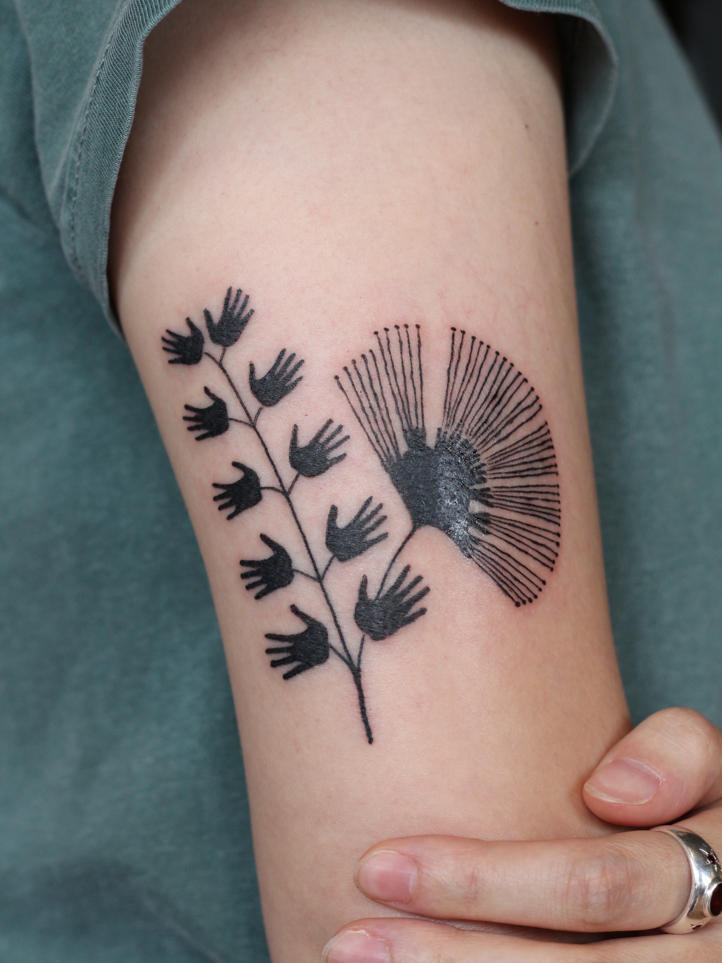 Tattoo by @stephsta2s — black_and_grey