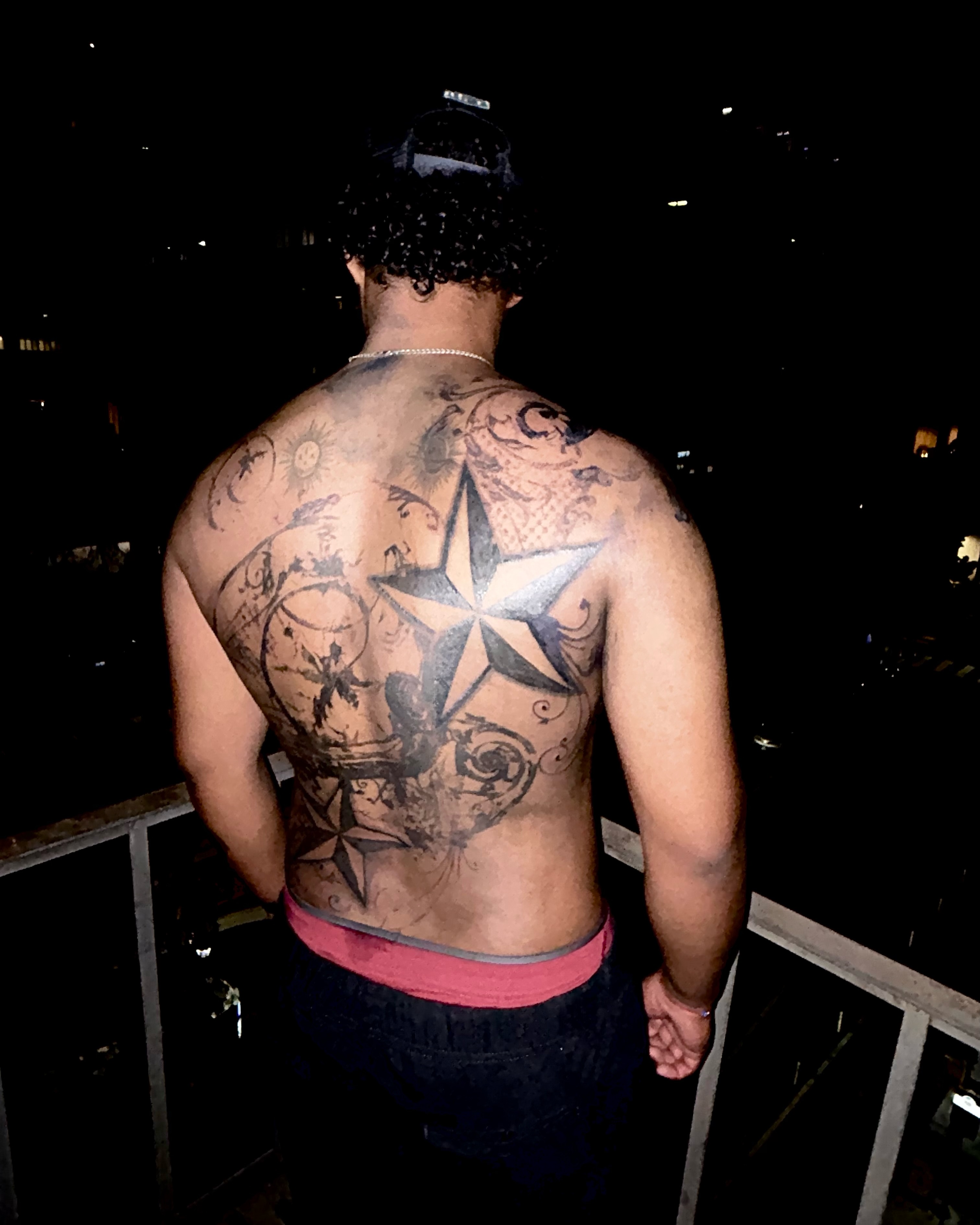 Compass black and grey tattoo on the back by @douohv