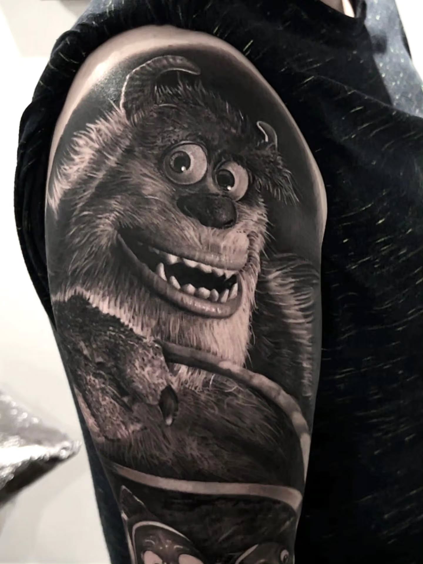 Tattoo by @owenpaulls — realism