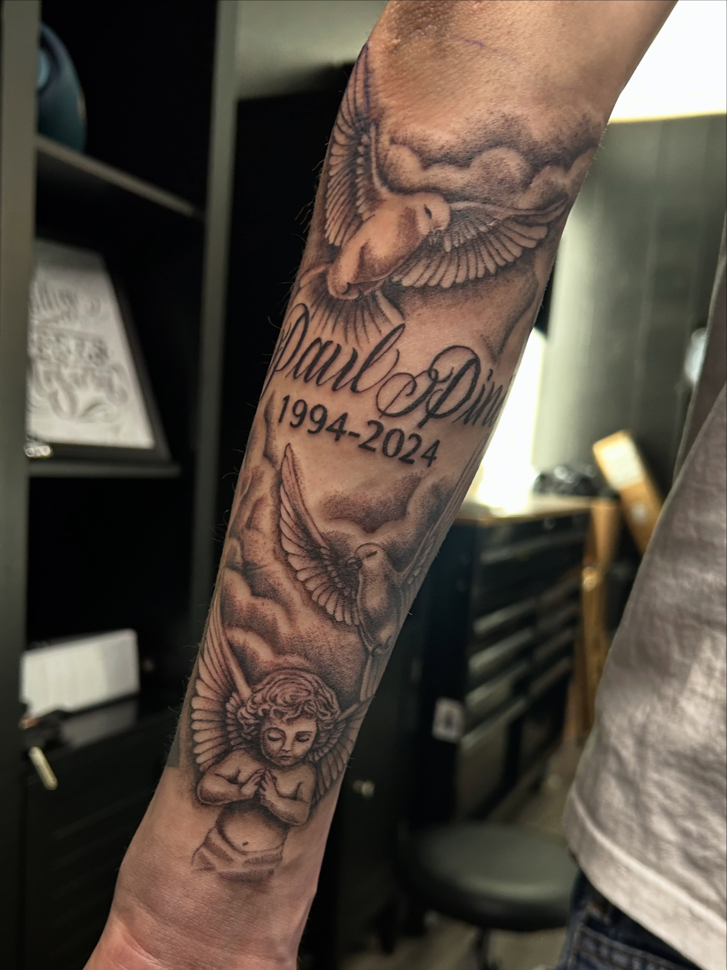 Tattoo by @mena_tats — black_and_grey, realism